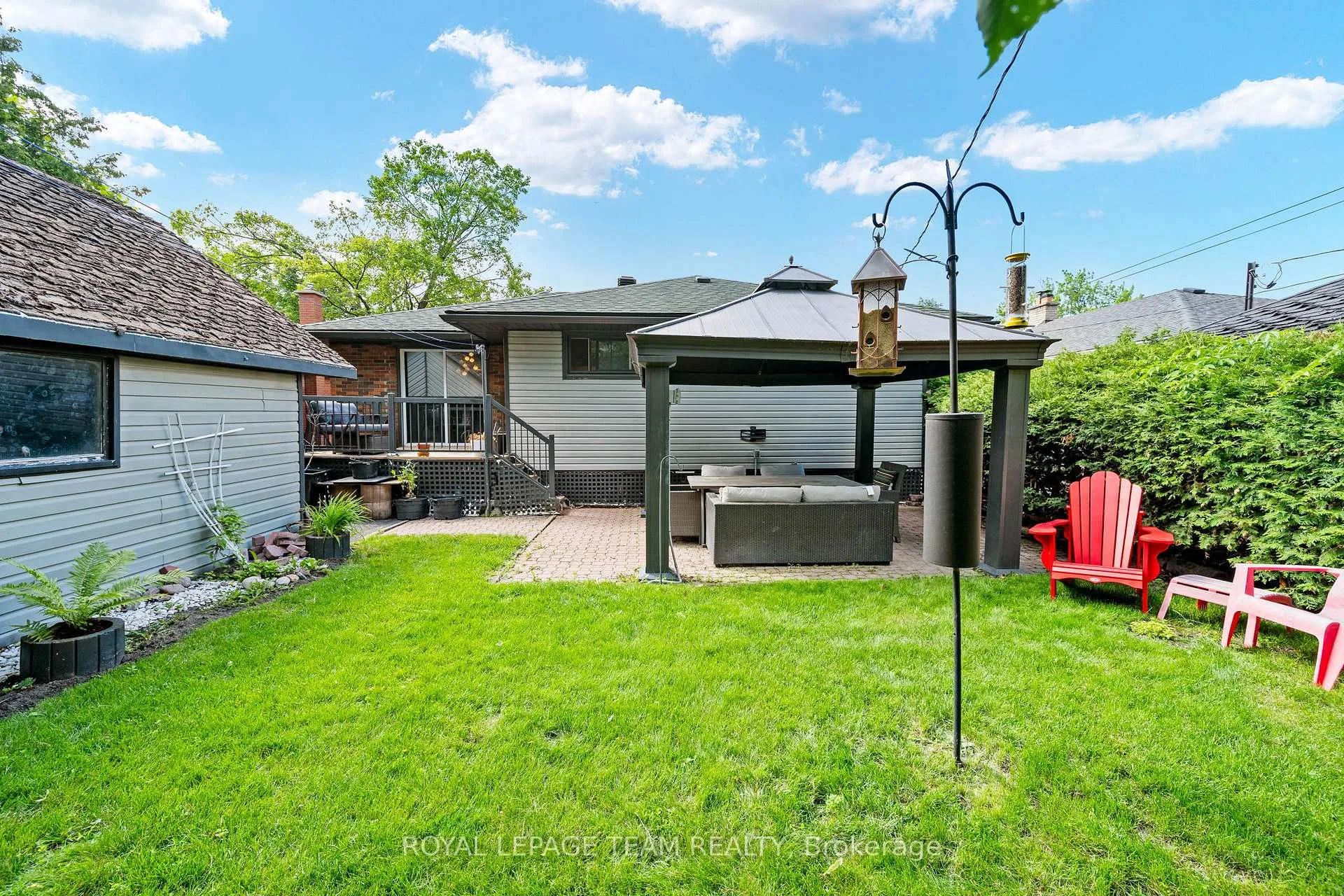 Photo 36 of 879 Pleasant Park Road, Ottawa, Elmvale Acres — HOMEH