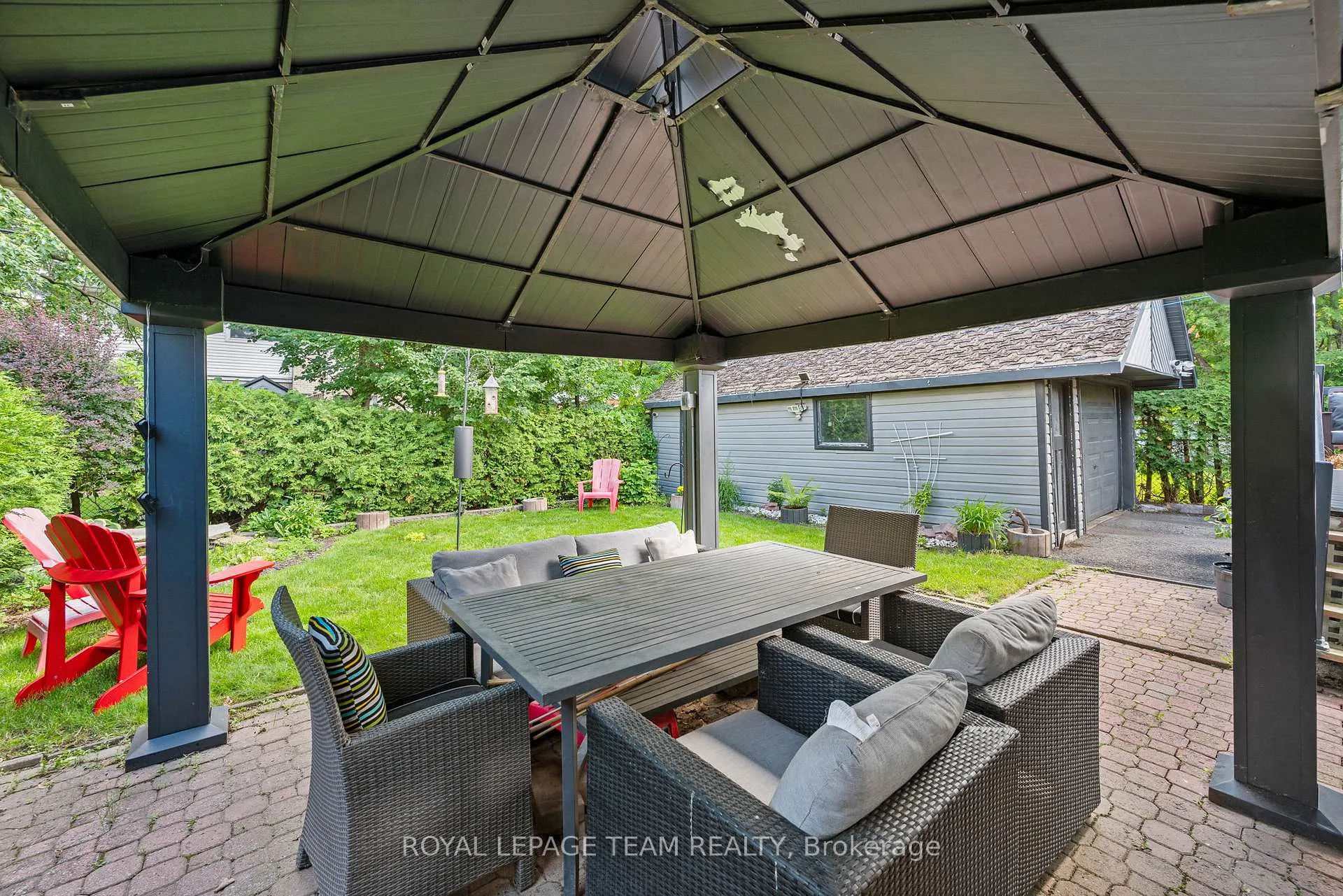 Photo 37 of 879 Pleasant Park Road, Ottawa, Elmvale Acres — HOMEH