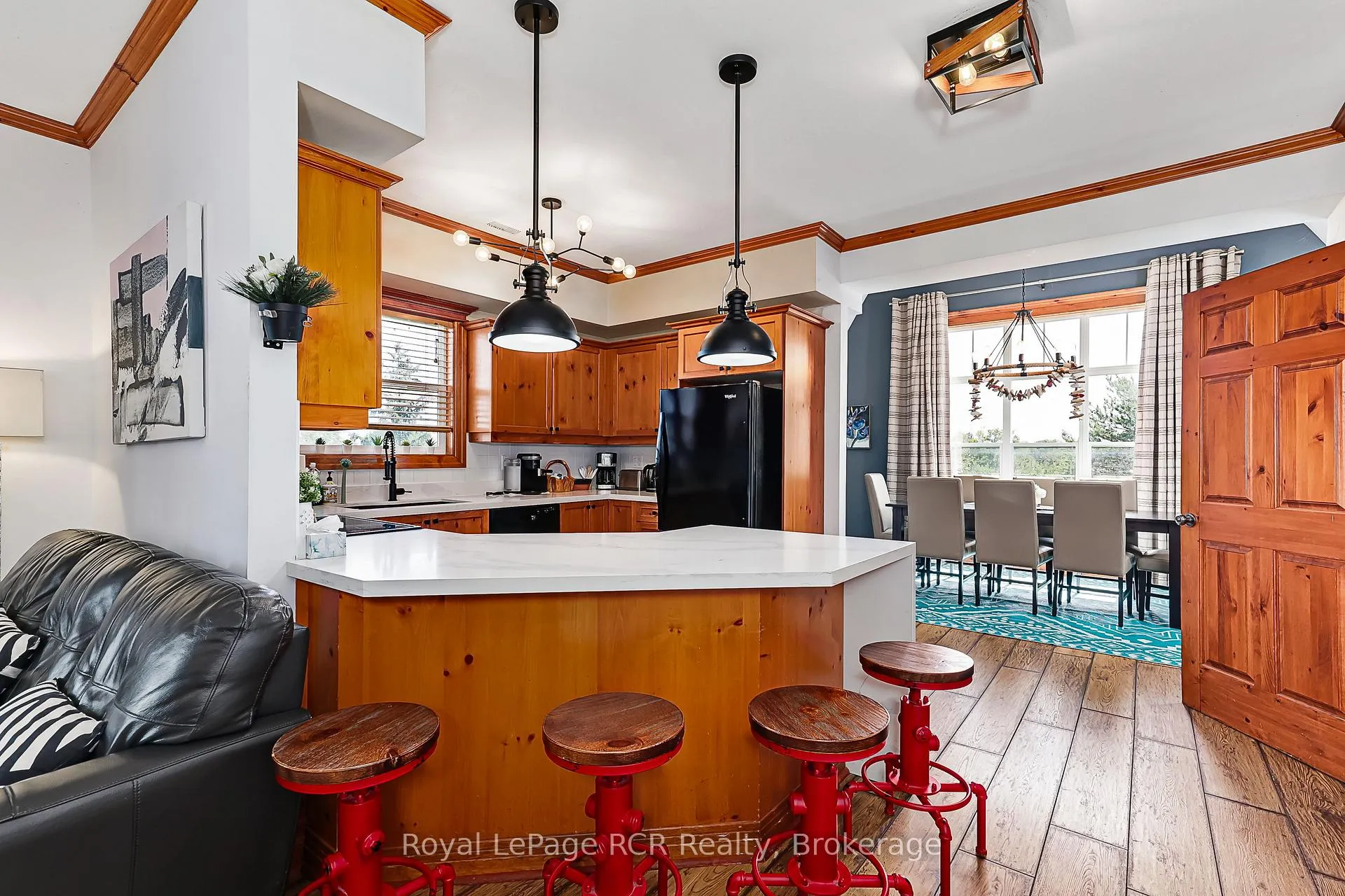 Photo 7 of Unit 211, 184 Snowbridge Way, Blue Mountains — HOMEH