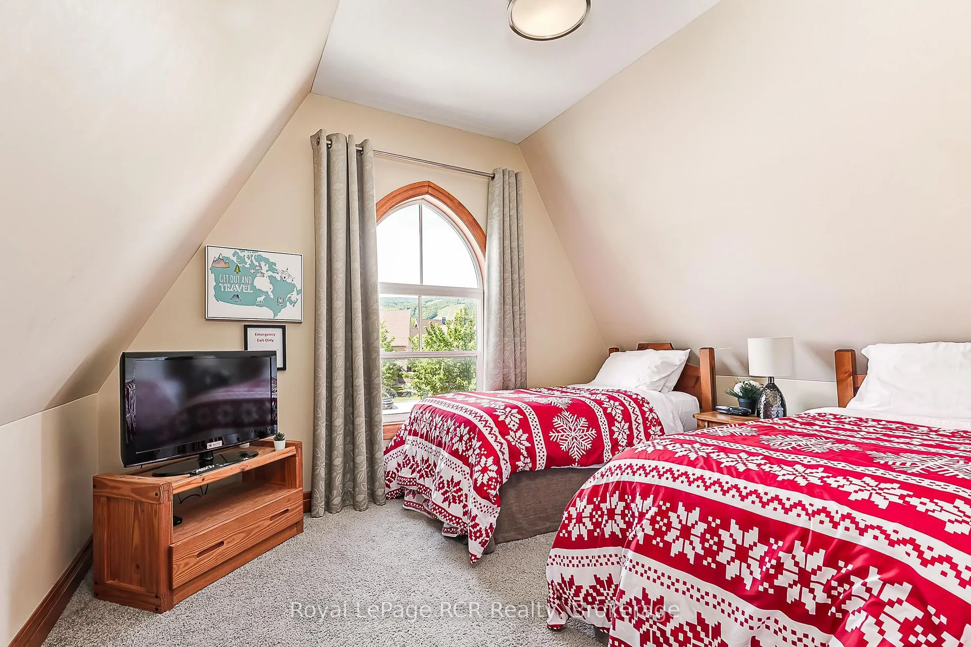Photo 24 of Unit 211, 184 Snowbridge Way, Blue Mountains — HOMEH