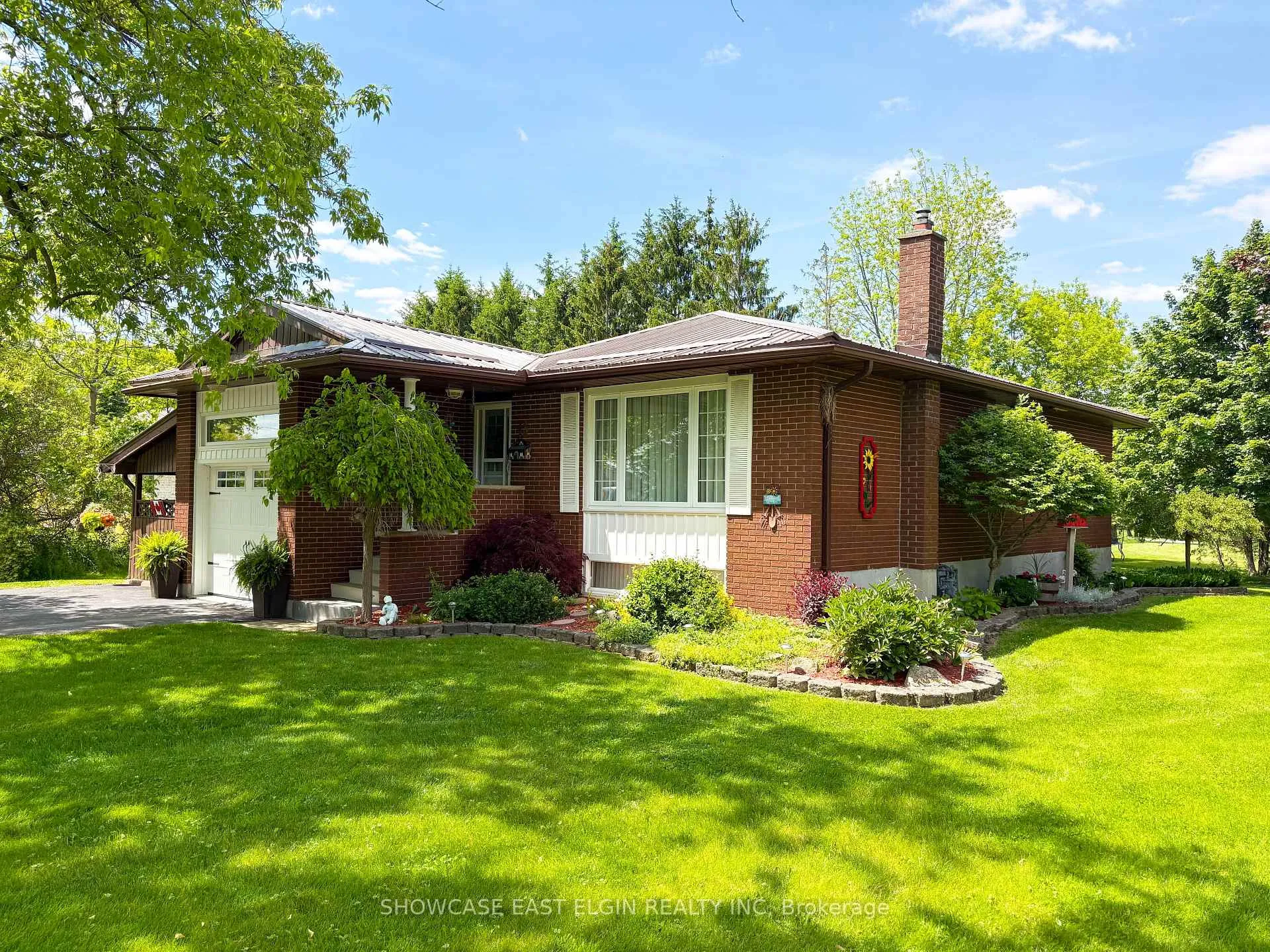 Photo of 51248 Clinton Street