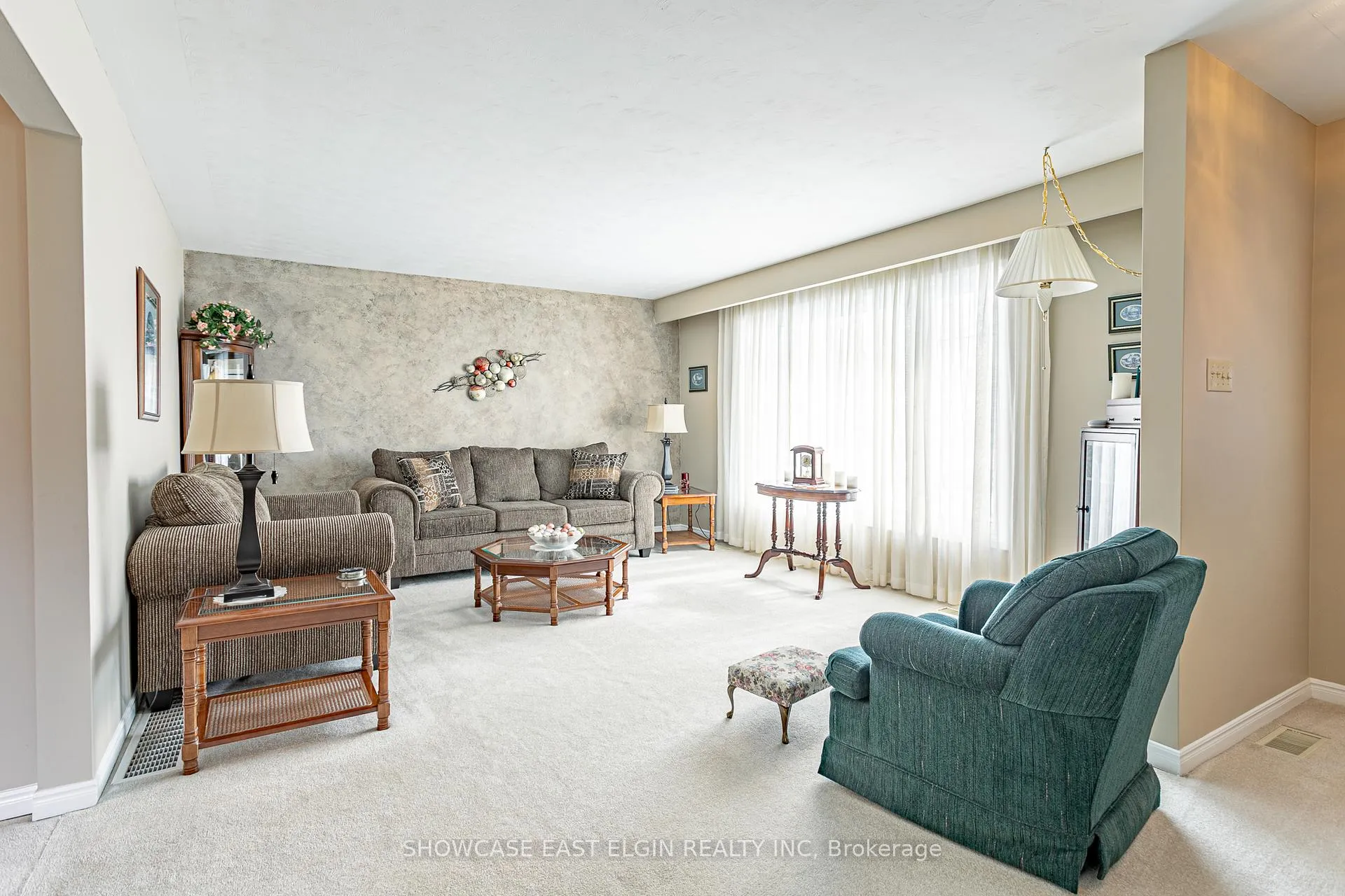 Photo 3 of 51248 Clinton Street, Malahide, Springfield — HOMEH