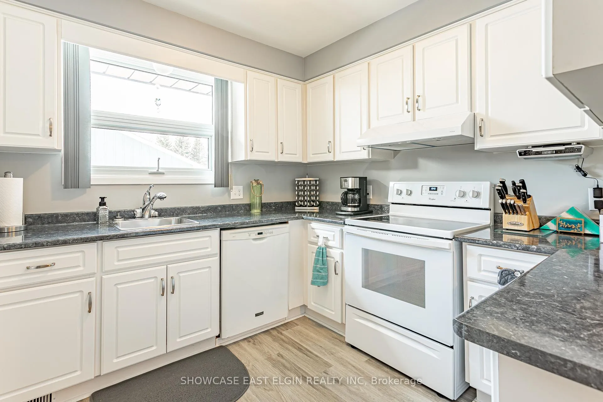 Photo 4 of 51248 Clinton Street, Malahide, Springfield — HOMEH