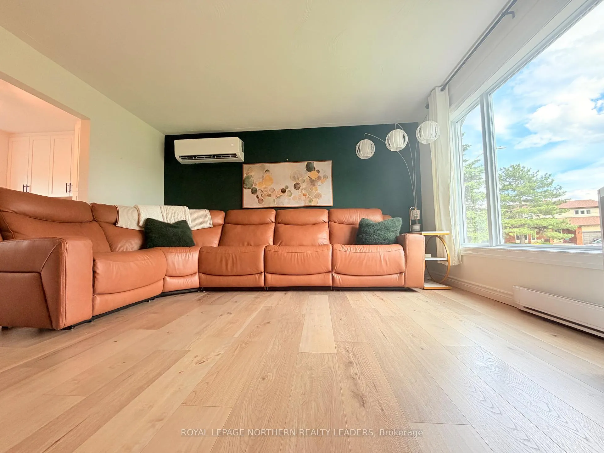Photo 4 of 1106 Greeningdon Drive, Timmins, MTJ - Main Area — HOMEH