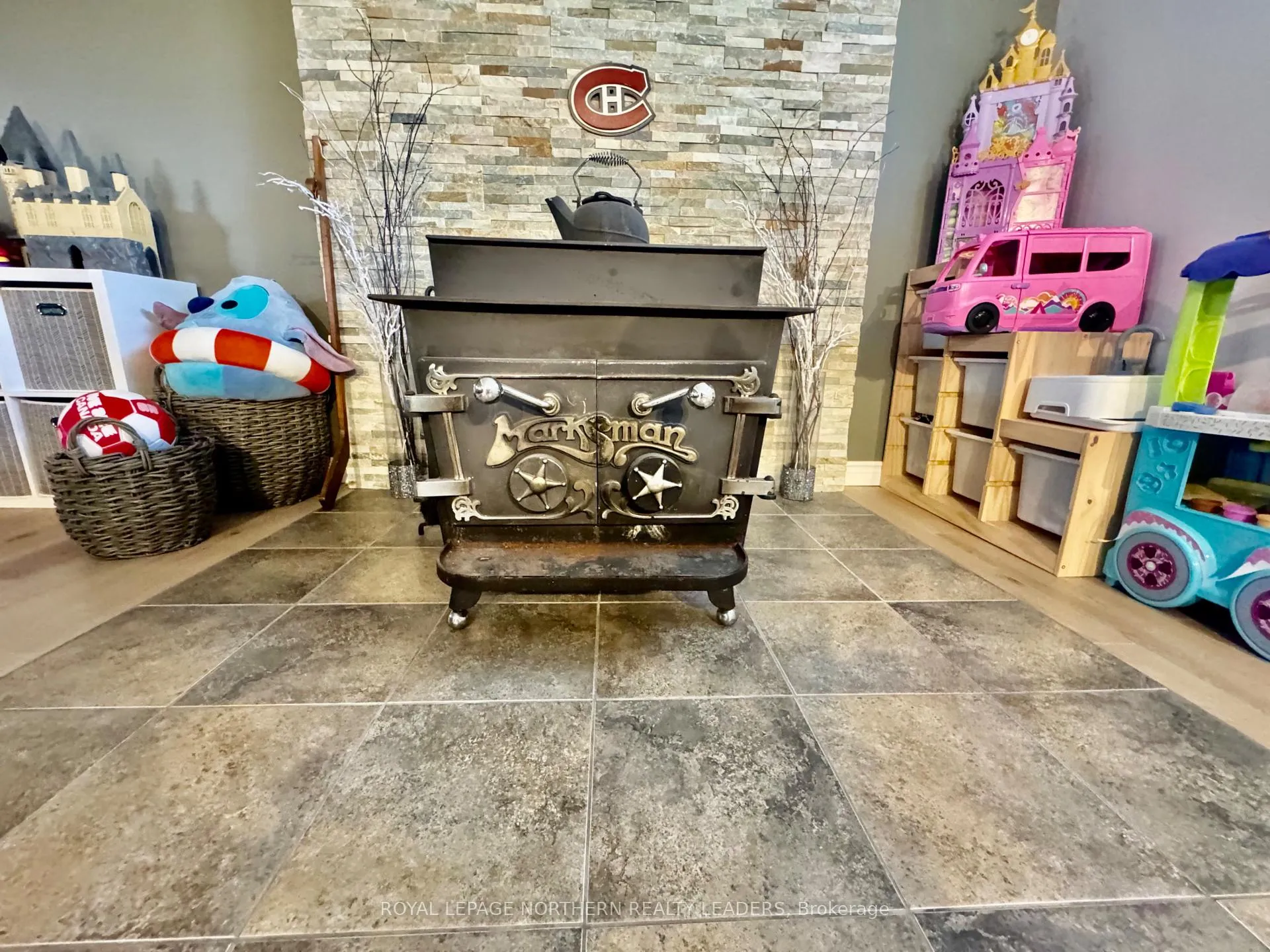 Photo 20 of 1106 Greeningdon Drive, Timmins, MTJ - Main Area — HOMEH