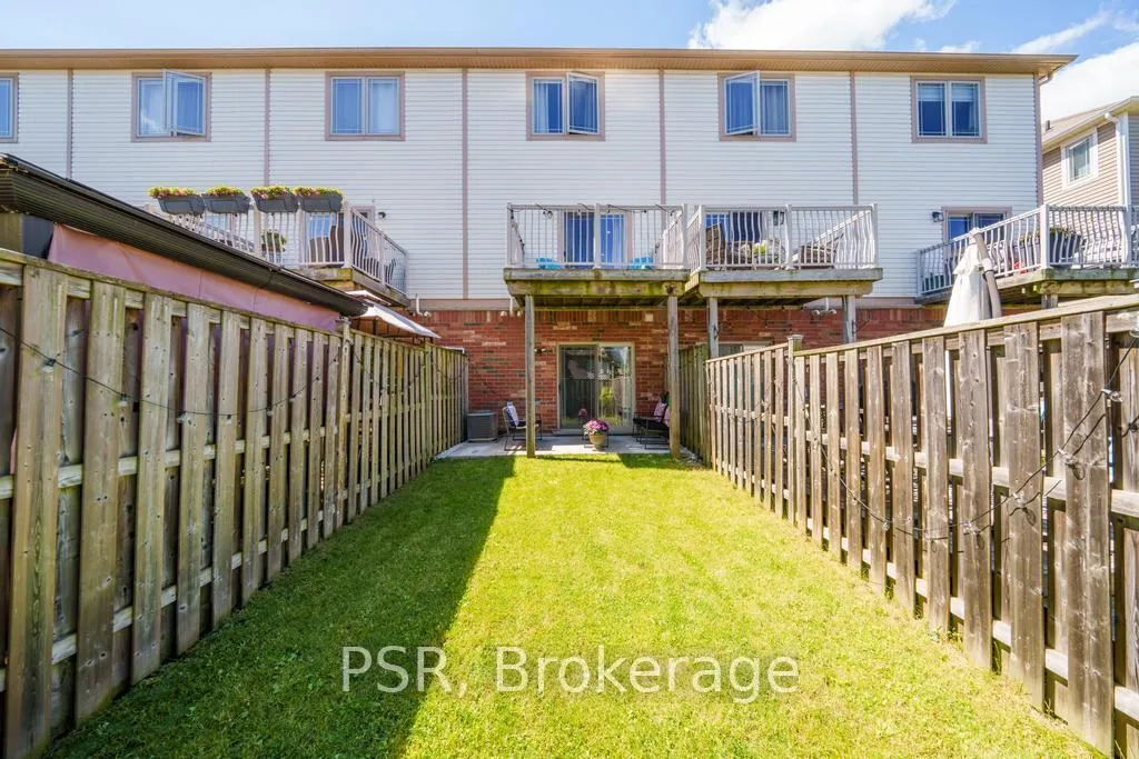 Photo 45 of 115 Willow Lane, Grimsby, Grimsby West — HOMEH