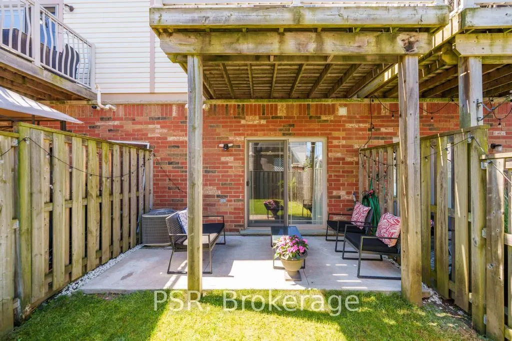 Photo 49 of 115 Willow Lane, Grimsby, Grimsby West — HOMEH