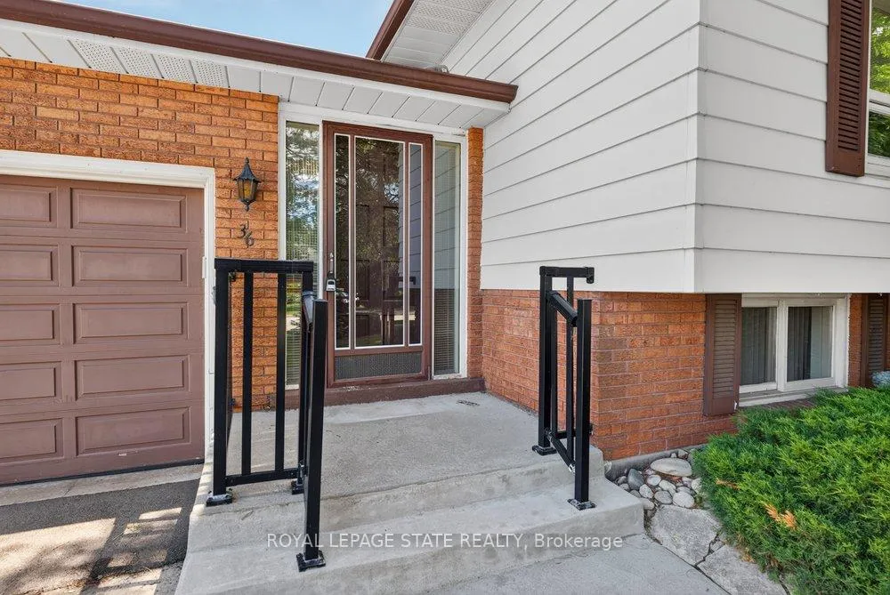 Photo 12 of 36 Gray Road, Hamilton, Stoney Creek — HOMEH