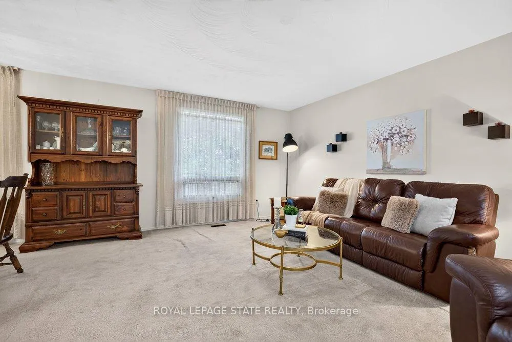 Photo 16 of 36 Gray Road, Hamilton, Stoney Creek — HOMEH