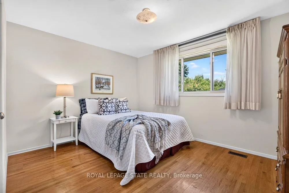 Photo 27 of 36 Gray Road, Hamilton, Stoney Creek — HOMEH