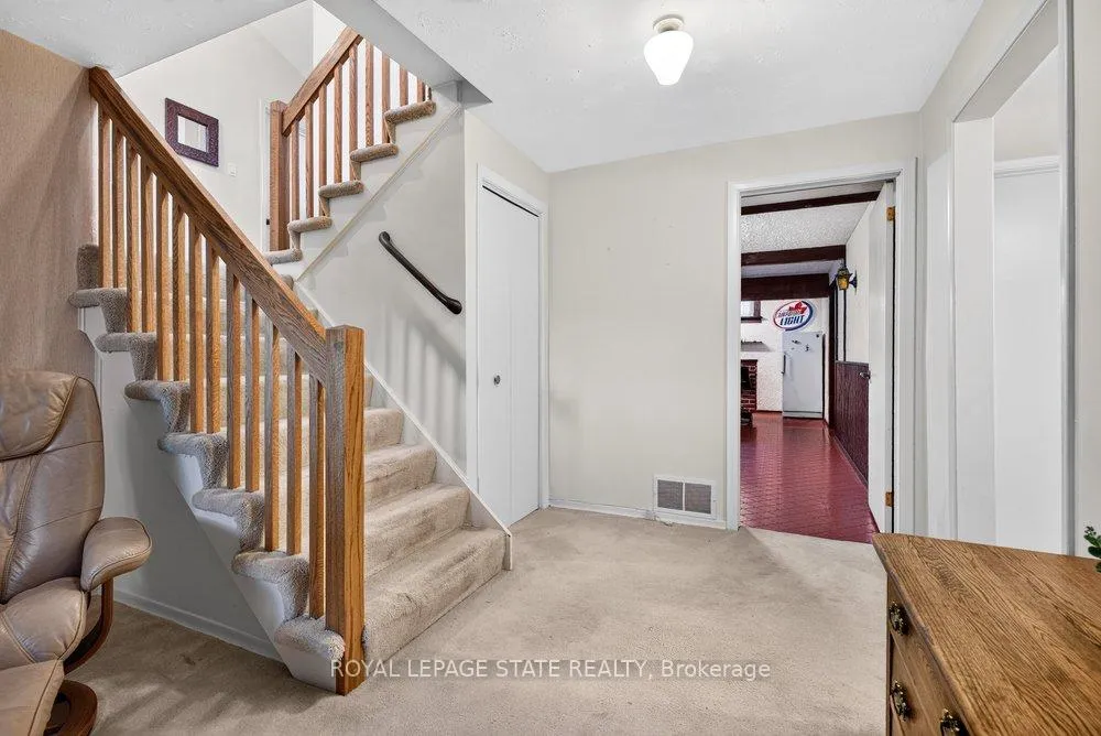 Photo 31 of 36 Gray Road, Hamilton, Stoney Creek — HOMEH