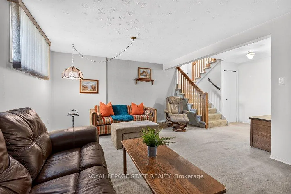 Photo 34 of 36 Gray Road, Hamilton, Stoney Creek — HOMEH
