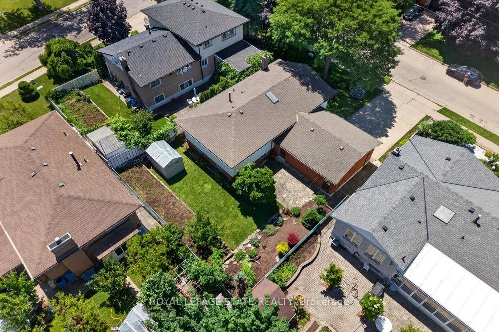 Photo 45 of 36 Gray Road, Hamilton, Stoney Creek — HOMEH