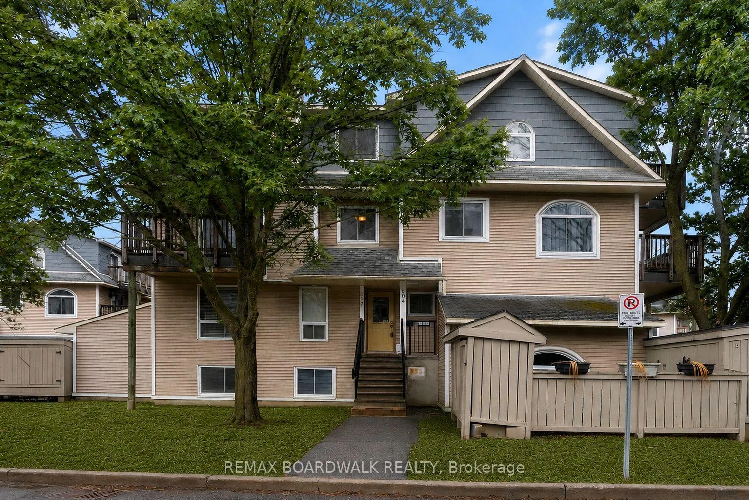 Front of 614 Tanguay Court