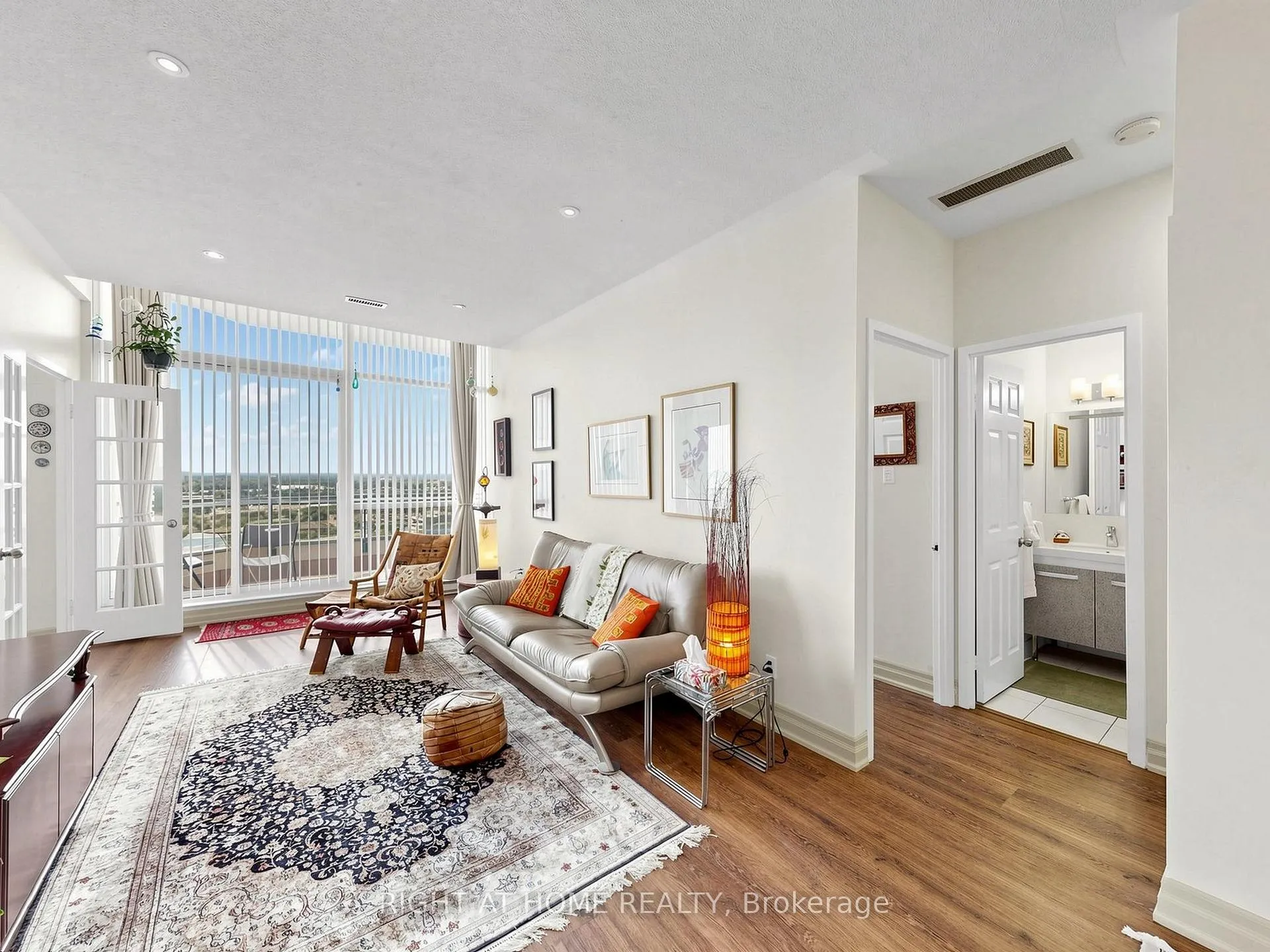 Photo 9 of Unit Ph6, 4725 Sheppard Avenue E, Scarborough, Agincourt South-Malvern West — HOMEH