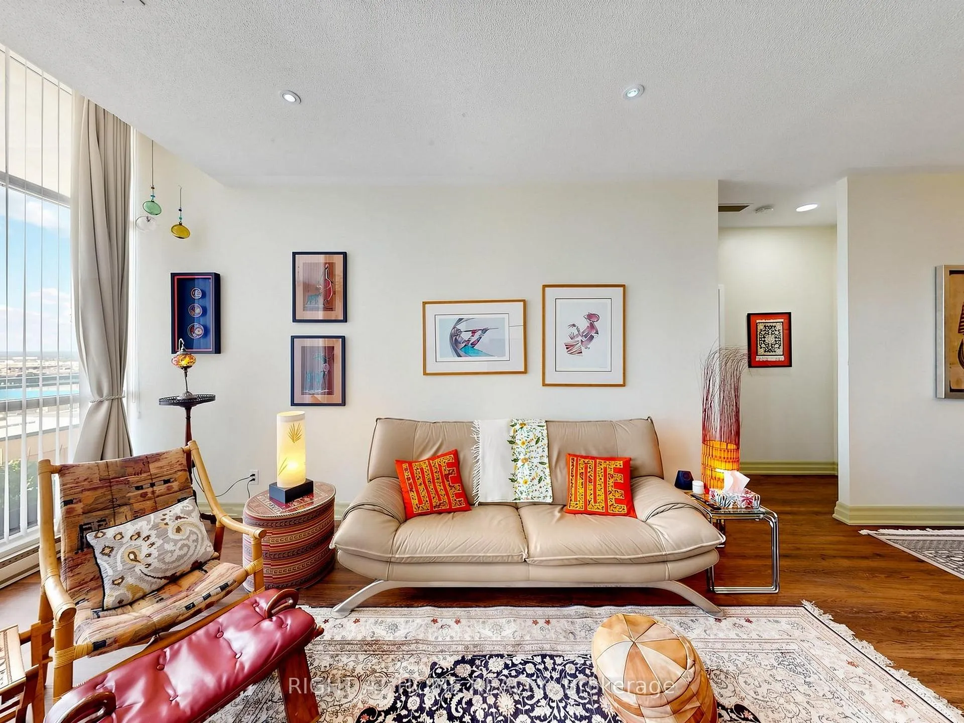 Photo 11 of Unit Ph6, 4725 Sheppard Avenue E, Scarborough, Agincourt South-Malvern West — HOMEH