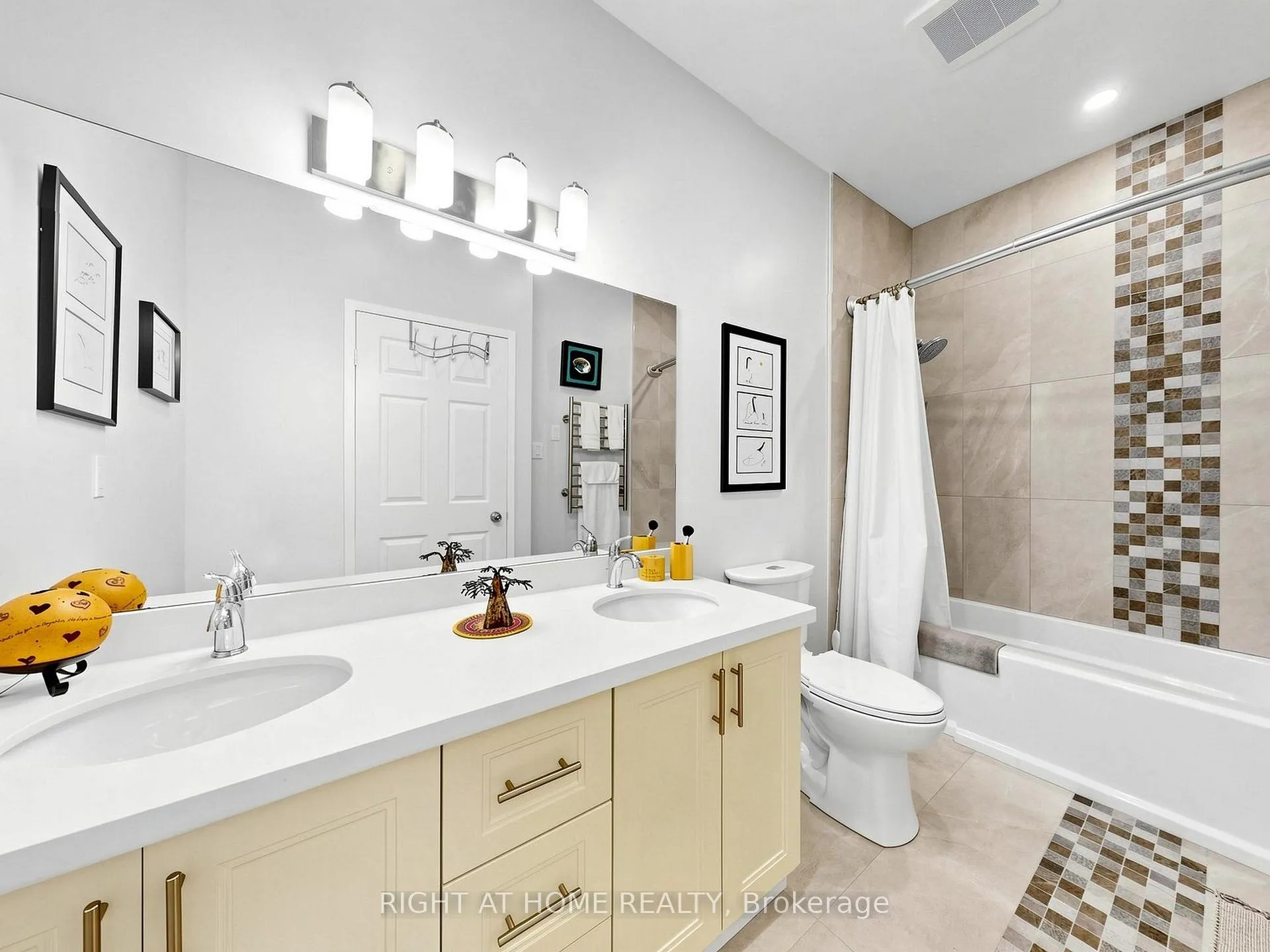 Photo 25 of Unit Ph6, 4725 Sheppard Avenue E, Scarborough, Agincourt South-Malvern West — HOMEH