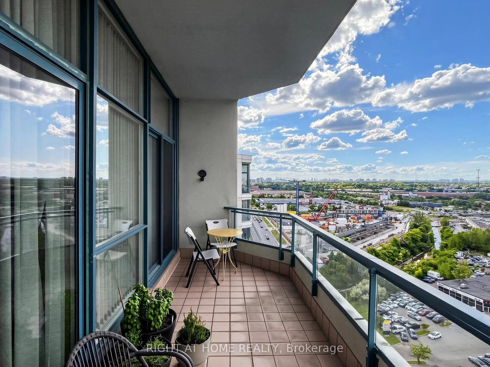 Photo 36 of Unit Ph6, 4725 Sheppard Avenue E, Scarborough, Agincourt South-Malvern West — HOMEH