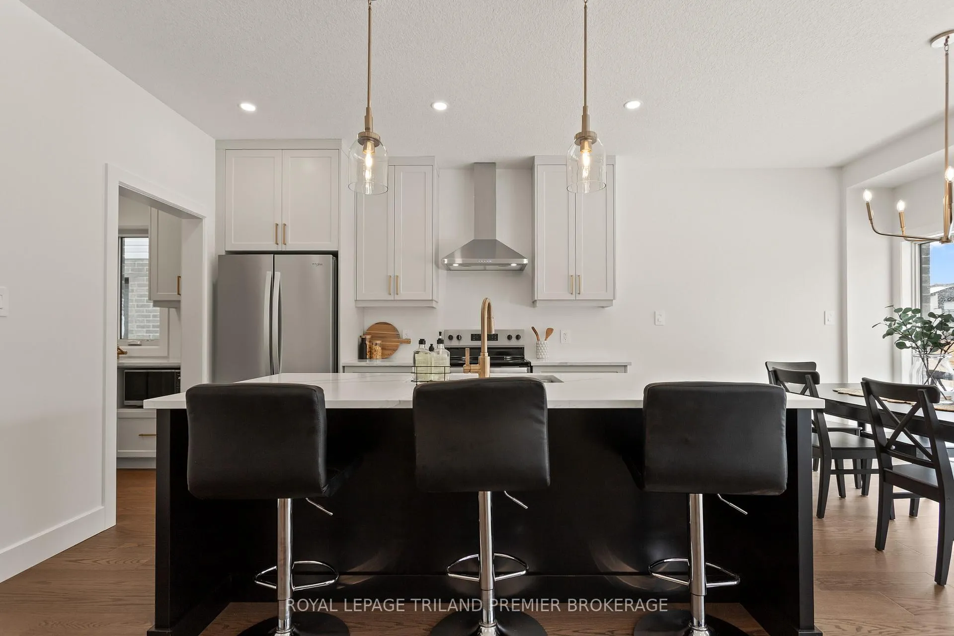 Photo 11 of 4375 Sagebrush Crescent, London, South V — HOMEH