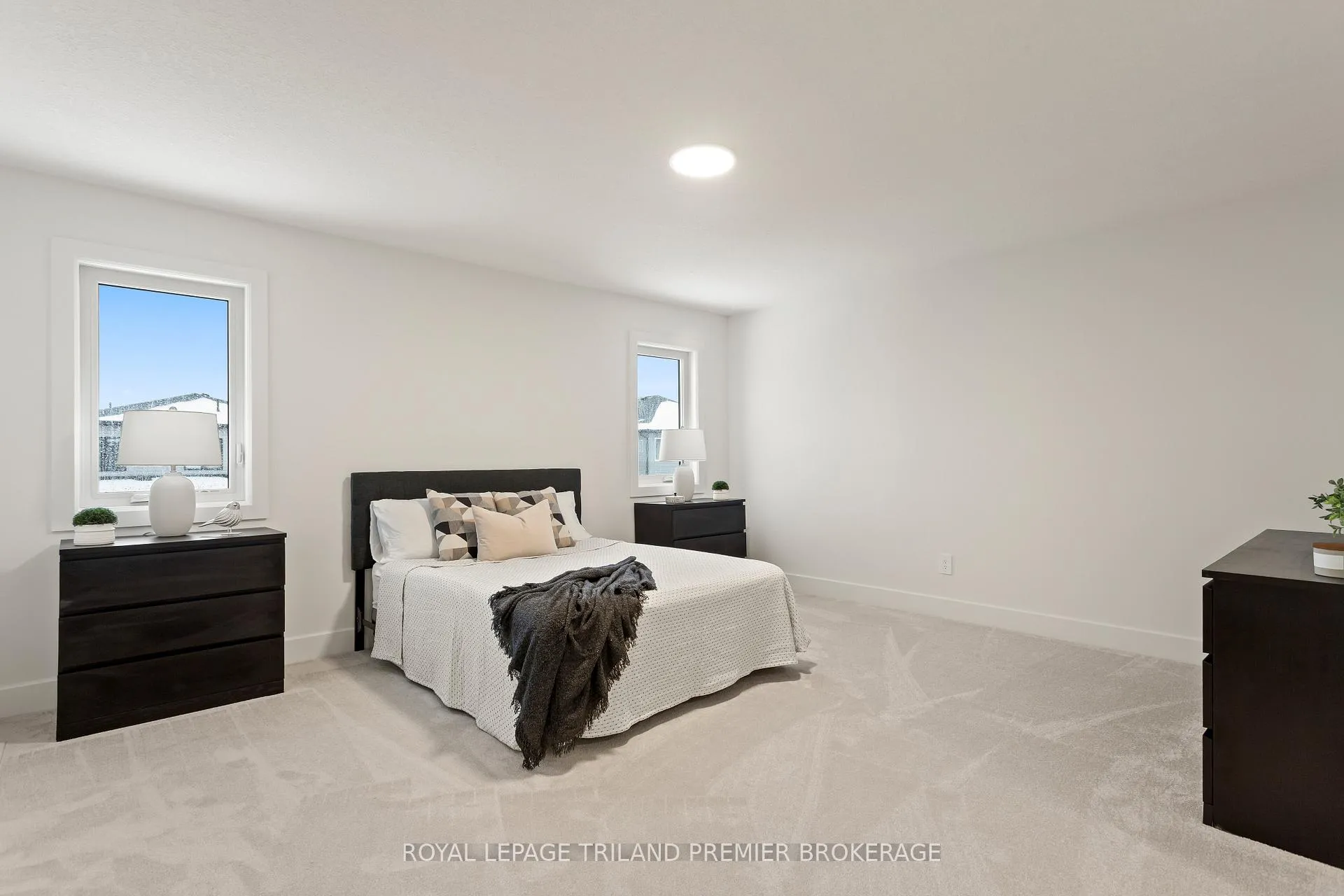 Photo 22 of 4375 Sagebrush Crescent, London, South V — HOMEH