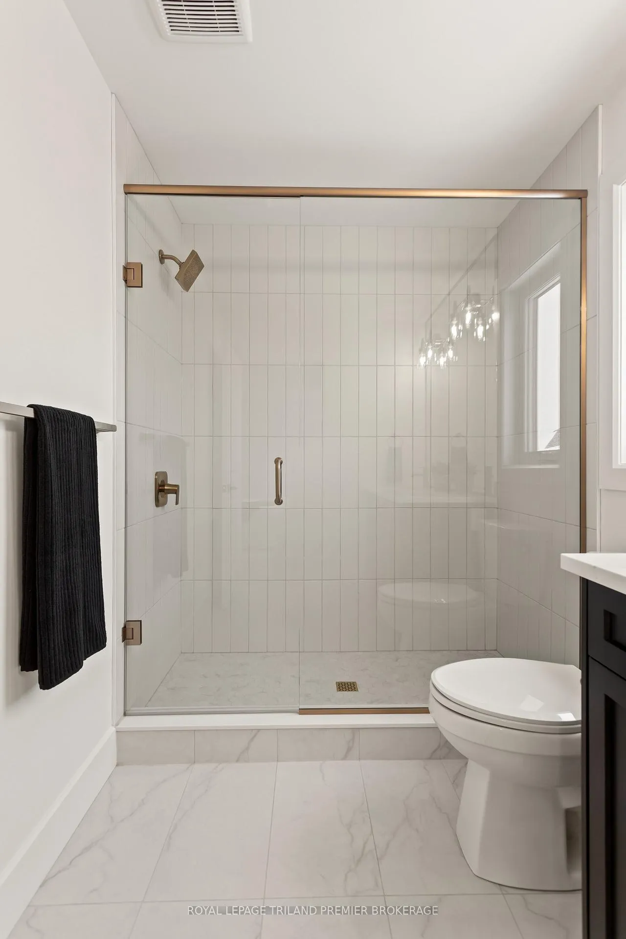 Photo 25 of 4375 Sagebrush Crescent, London, South V — HOMEH