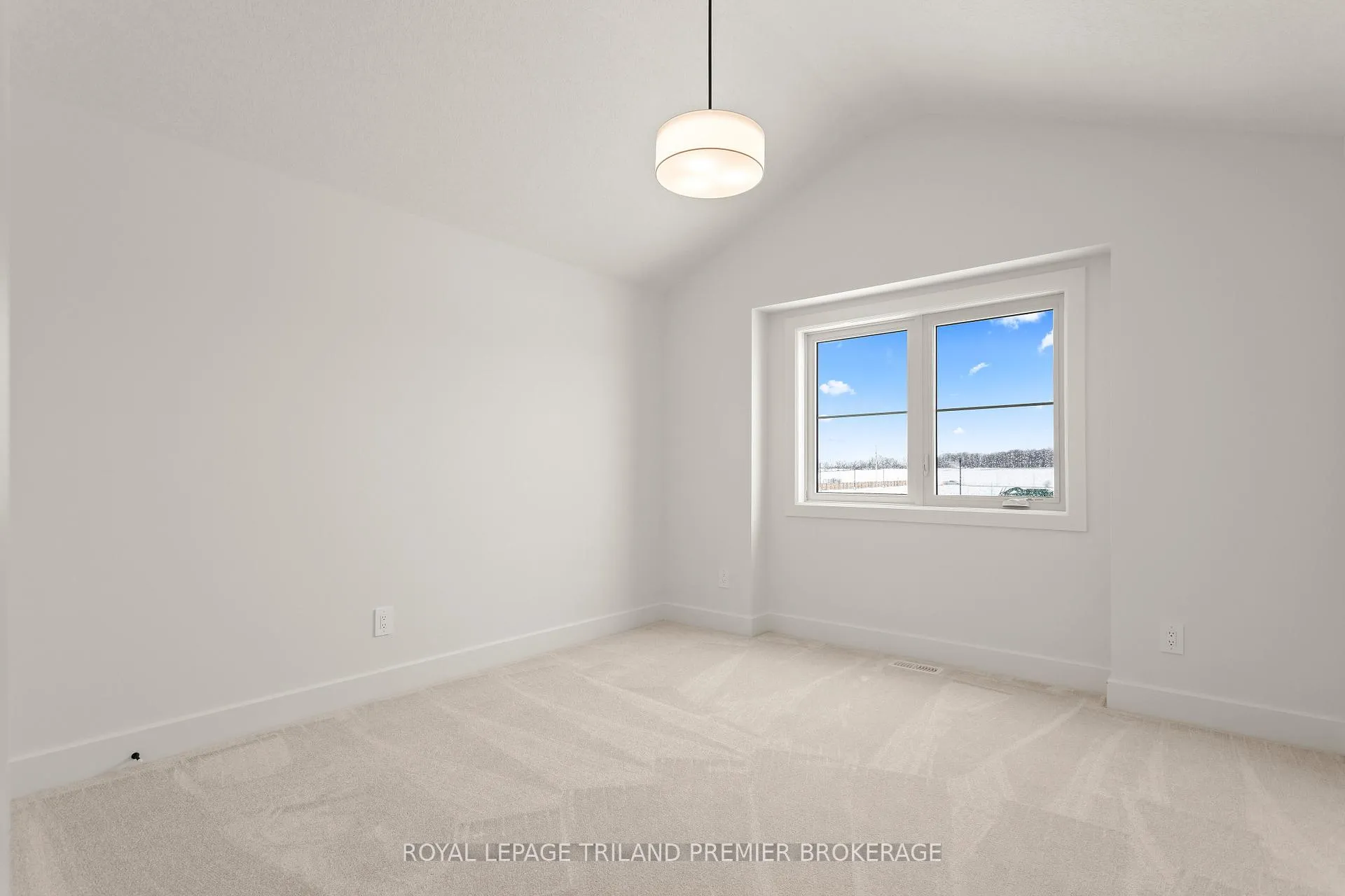 Photo 26 of 4375 Sagebrush Crescent, London, South V — HOMEH