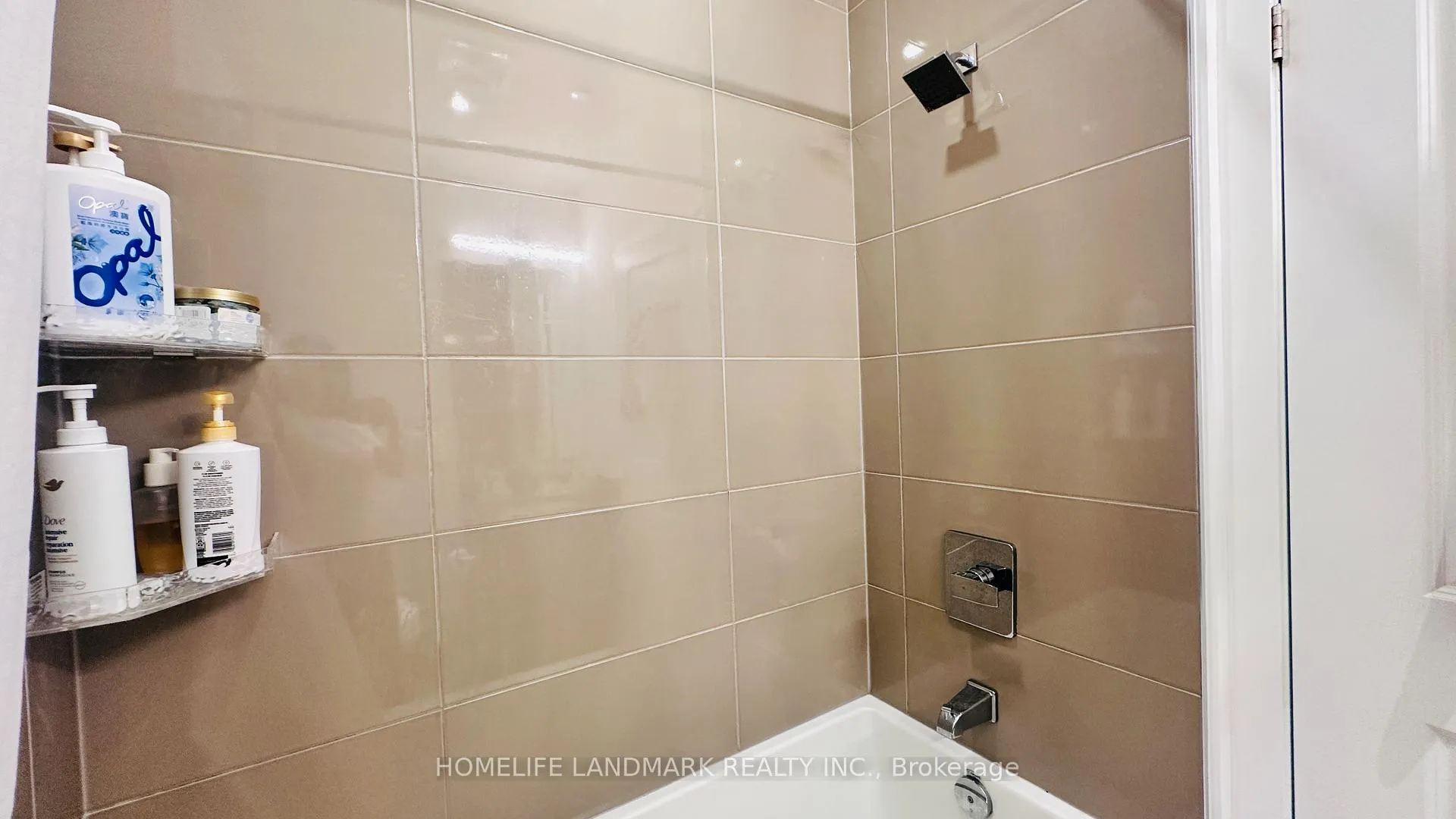 Photo 9 of Unit 3507, 395 Bloor Street E, Toronto, North St. James Town — HOMEH