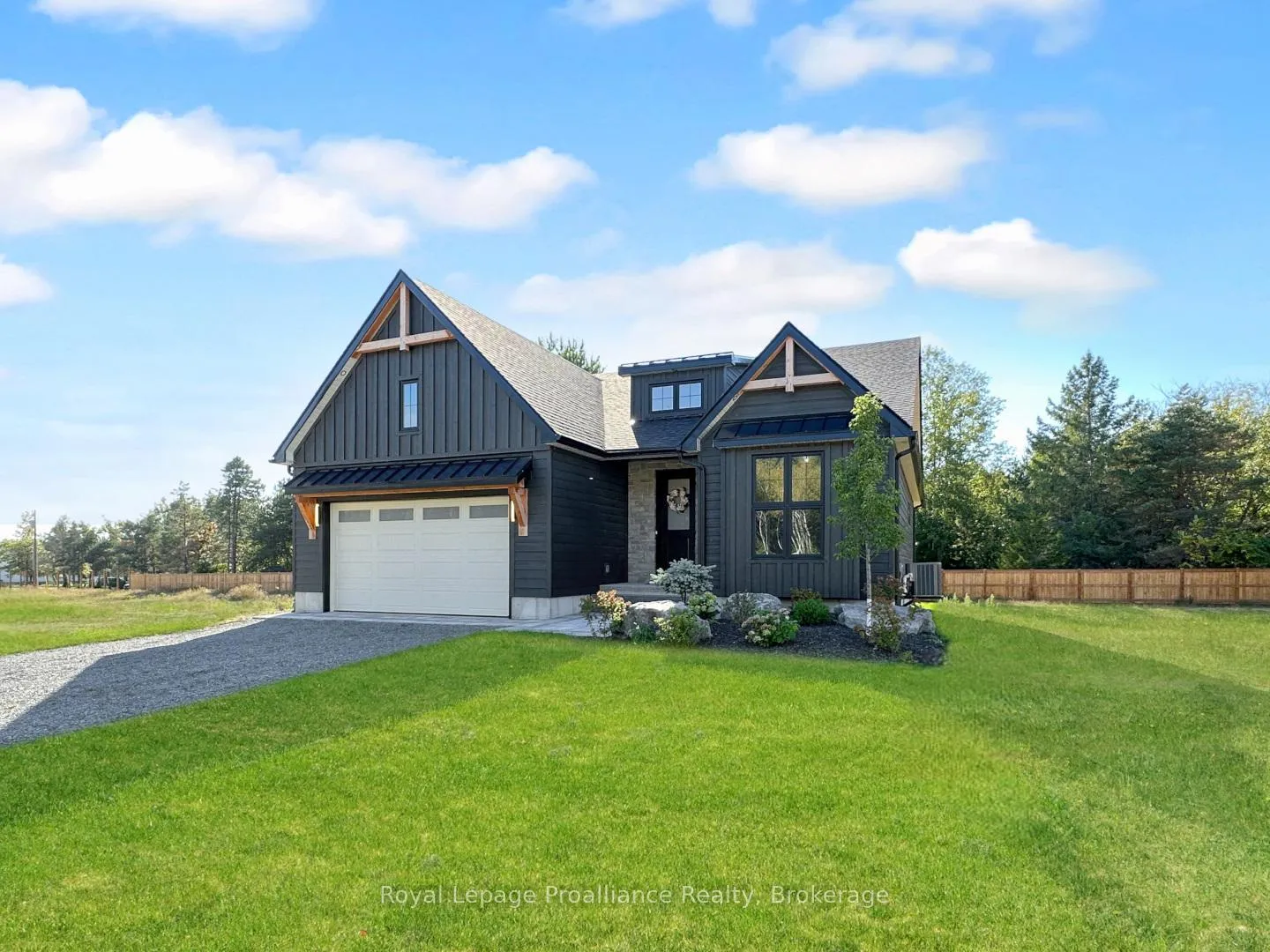 Photo 3 of 37 Deerview Drive, Quinte West, Murray Ward — HOMEH