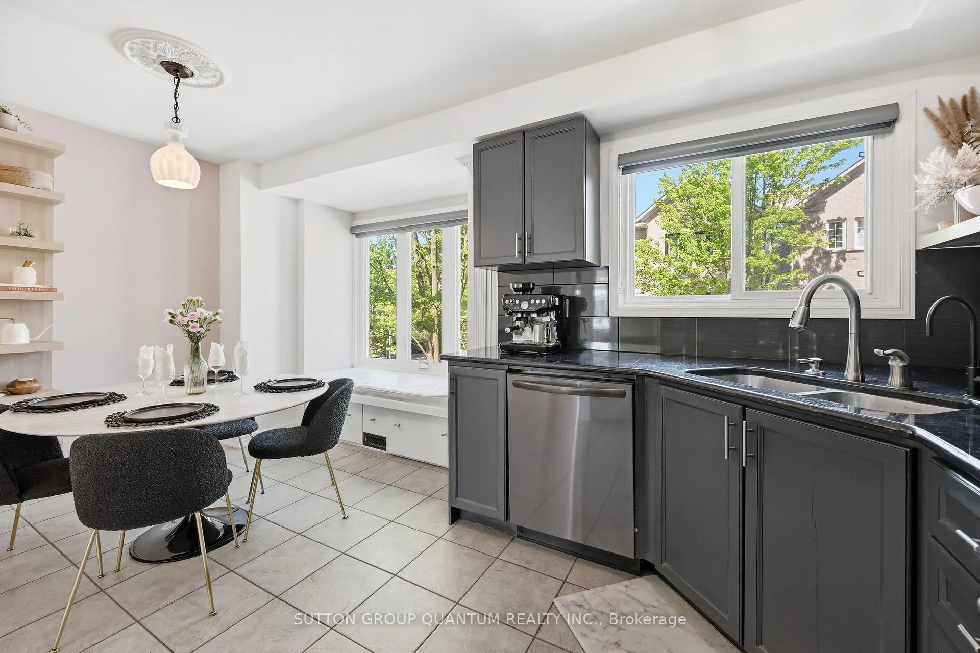Photo 10 of Unit 15, 5110 Fairview Street, Burlington, Appleby — HOMEH