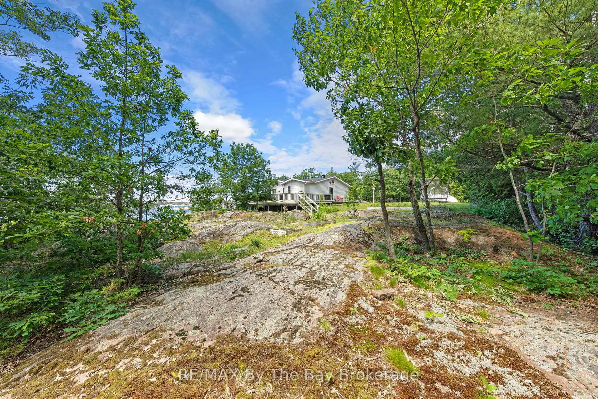 Photo 9 of 151 Macey Bay Road, Georgian Bay, Baxter — HOMEH