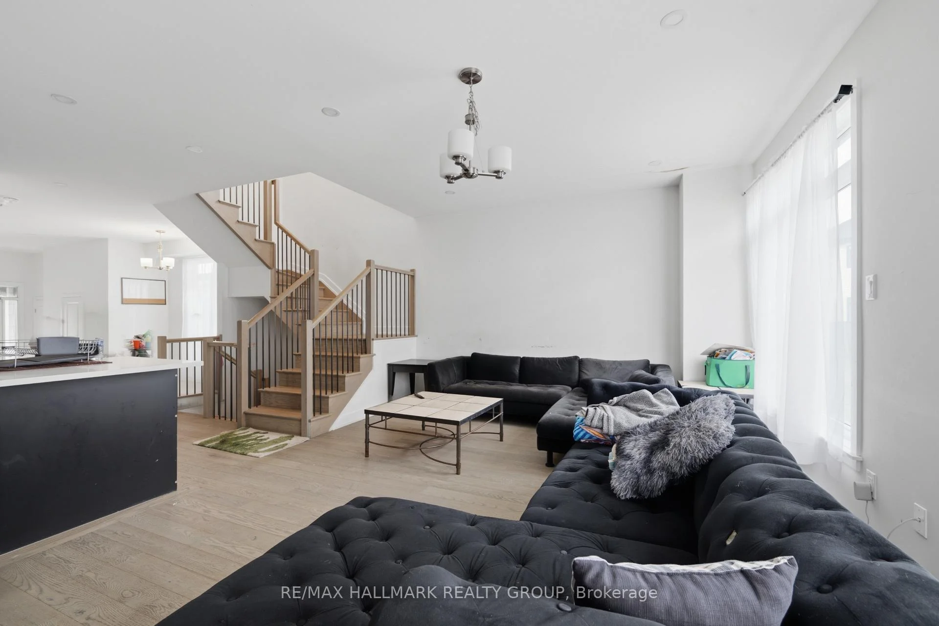 Photo 5 of 515 Corretto Place E, Ottawa, Barrhaven - Heritage Park — HOMEH