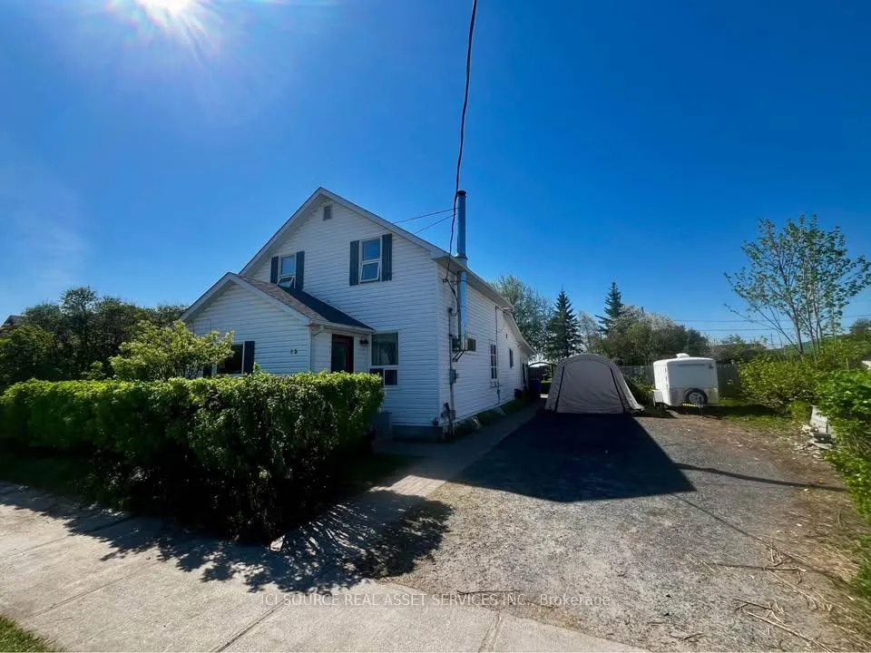 Photo 1 of 63 Queen Street, Sioux Lookout — HOMEH