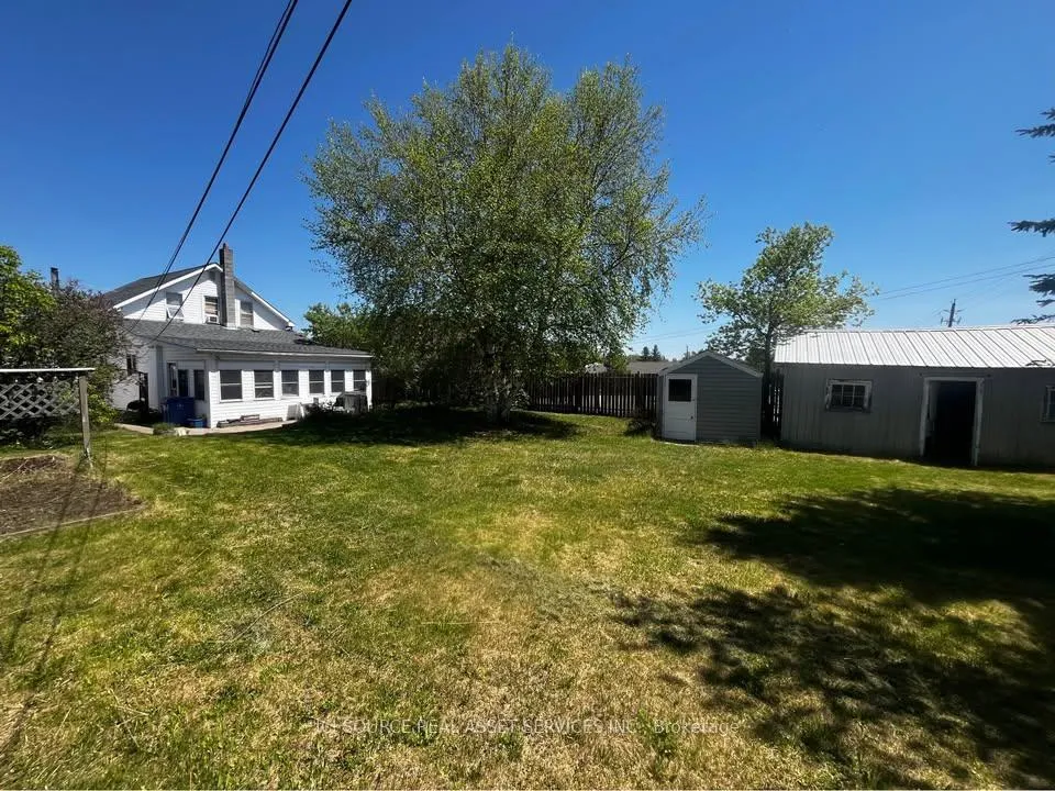 Photo 33 of 63 Queen Street, Sioux Lookout — HOMEH