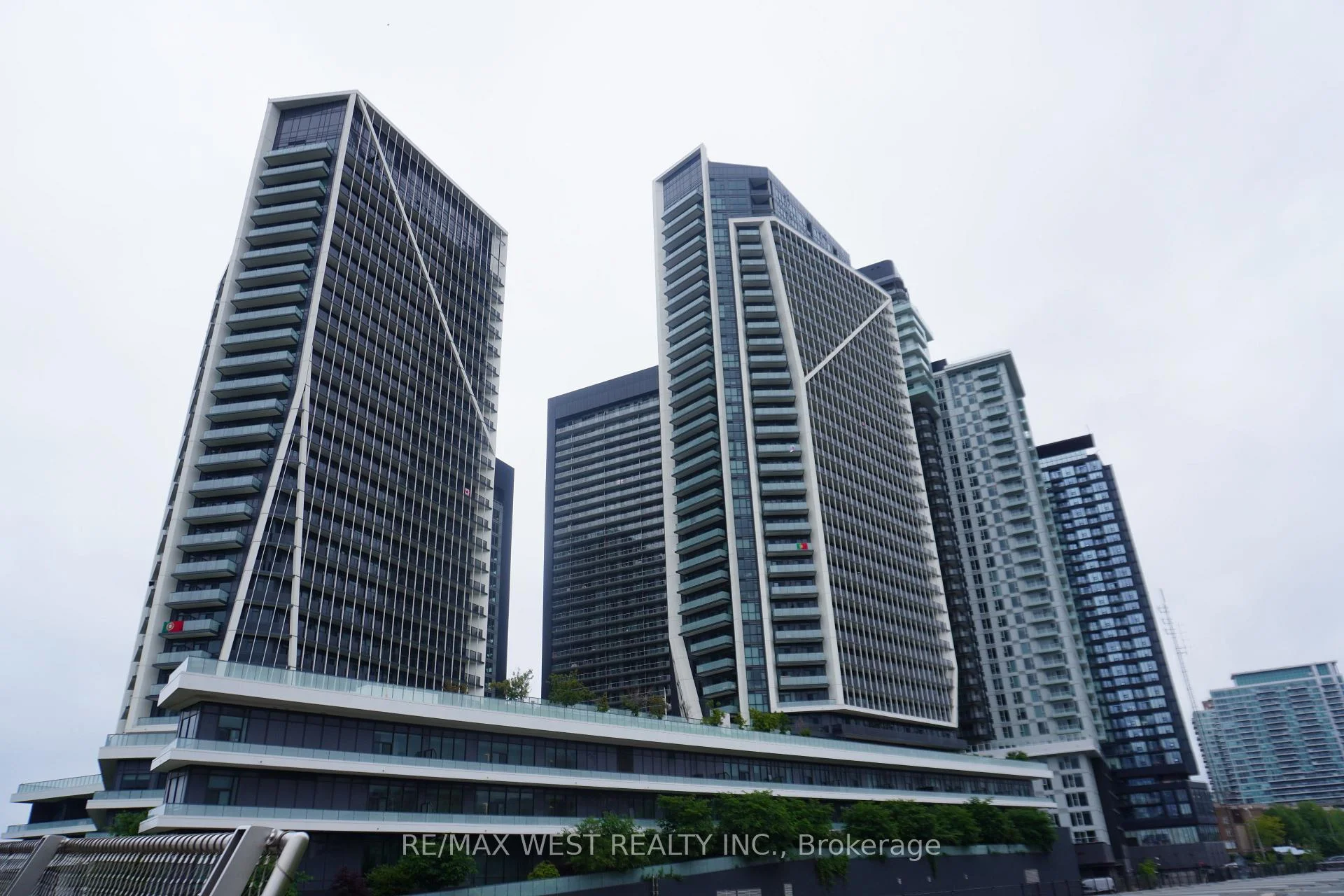 Photo of Unit 1411, 50 Ordnance Street