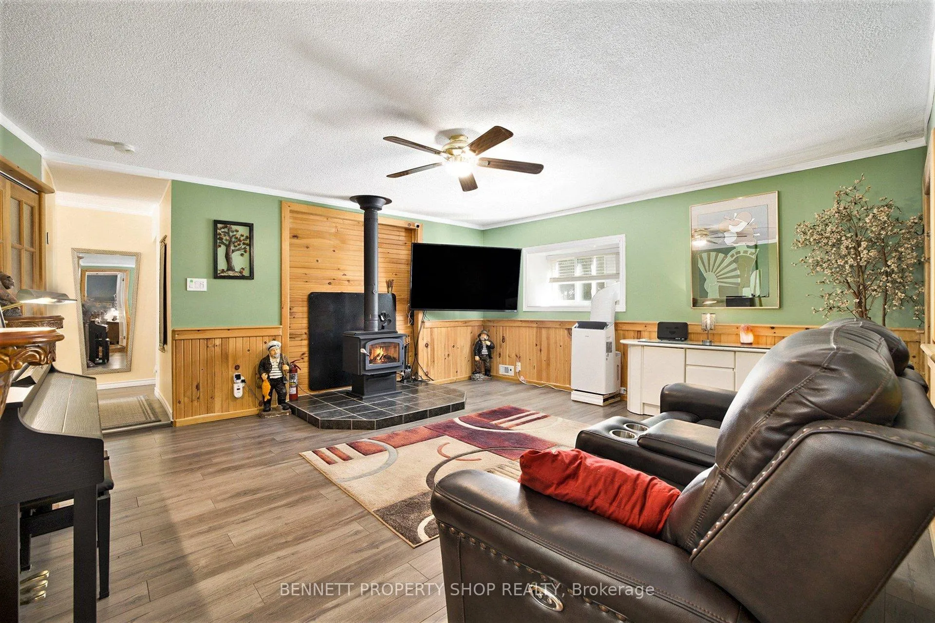 Photo 6 of 3834 Woodkilton Road, Ottawa, Dunrobin — HOMEH