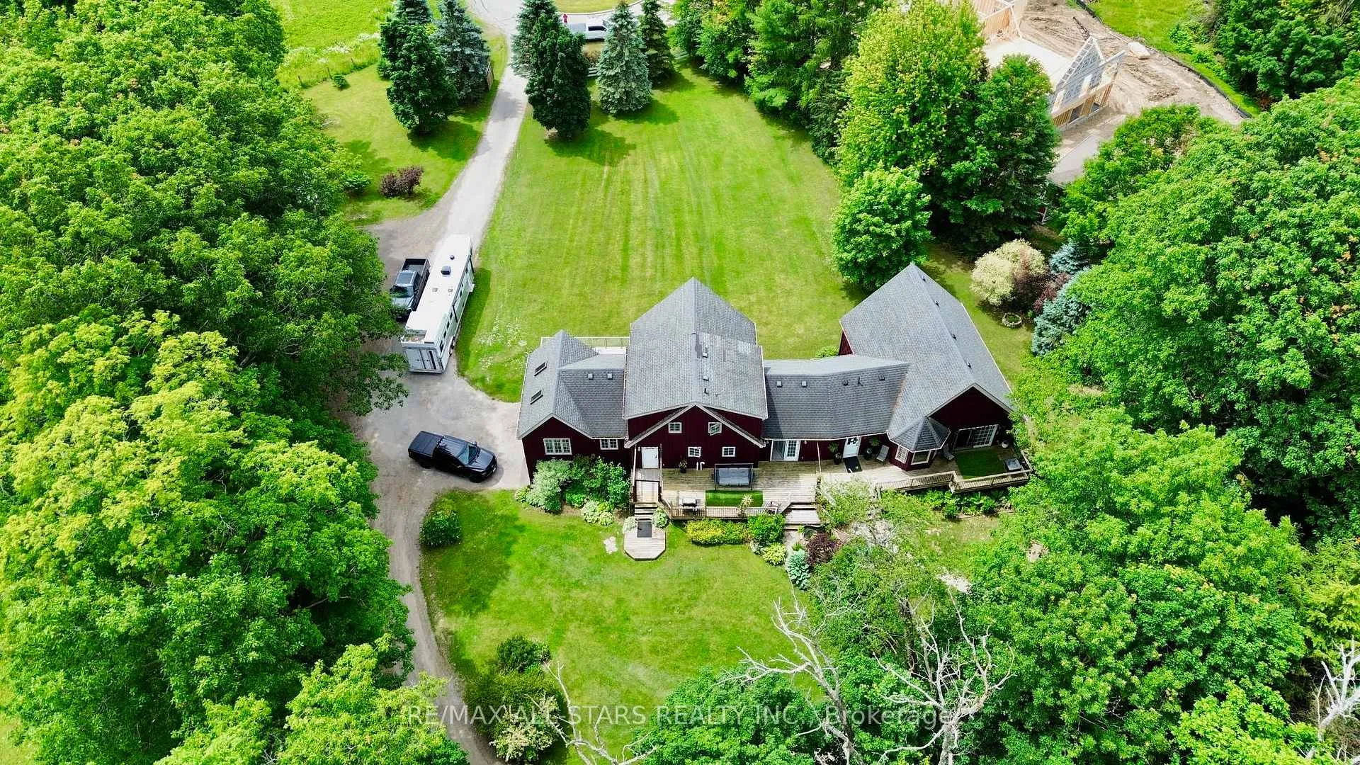 Photo 45 of 100 Snow Ridge Court, Oshawa, Raglan — HOMEH
