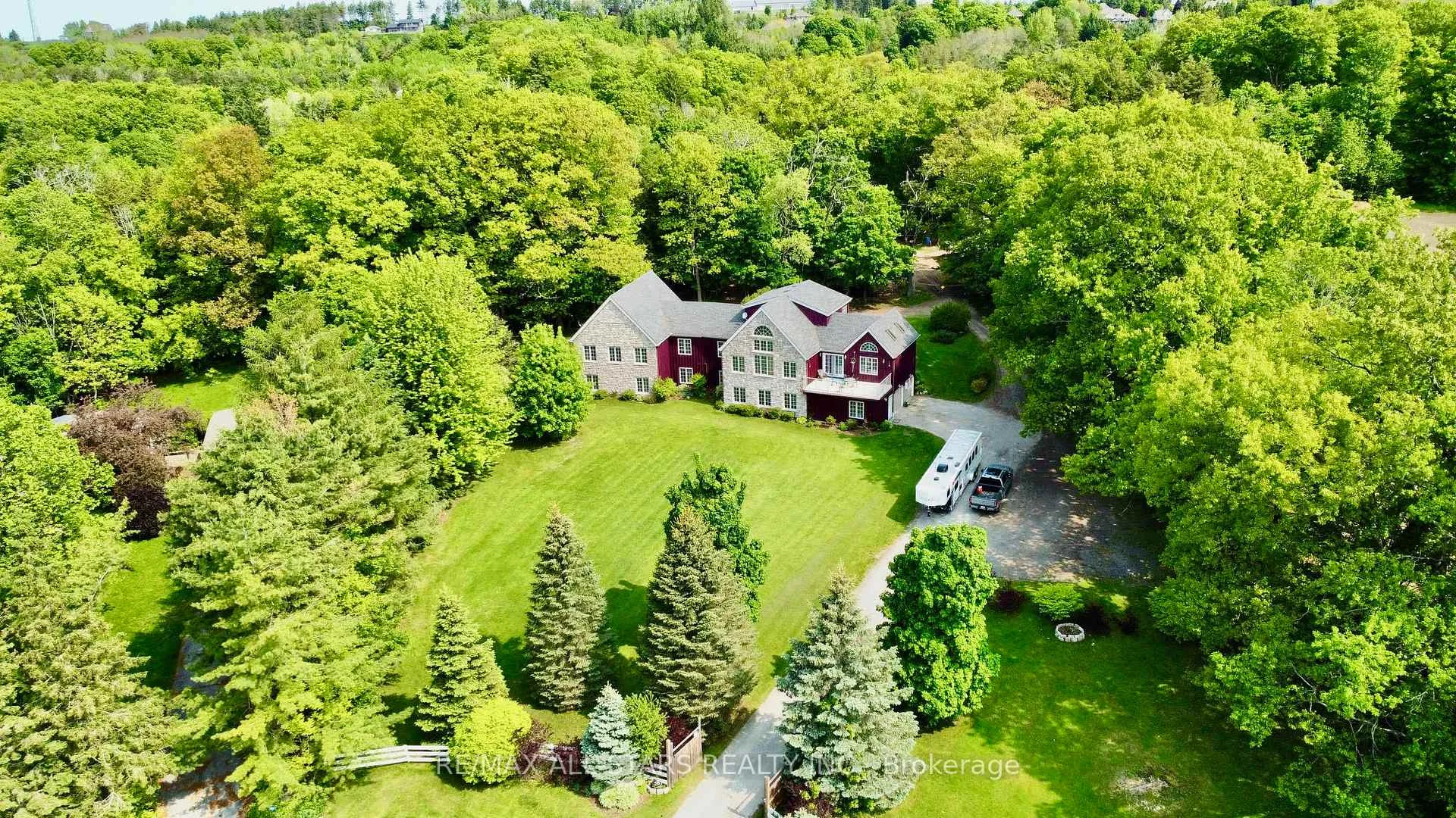 Photo 48 of 100 Snow Ridge Court, Oshawa, Raglan — HOMEH
