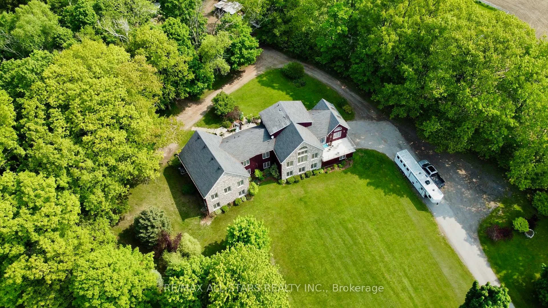 Photo 56 of 100 Snow Ridge Court, Oshawa, Raglan — HOMEH