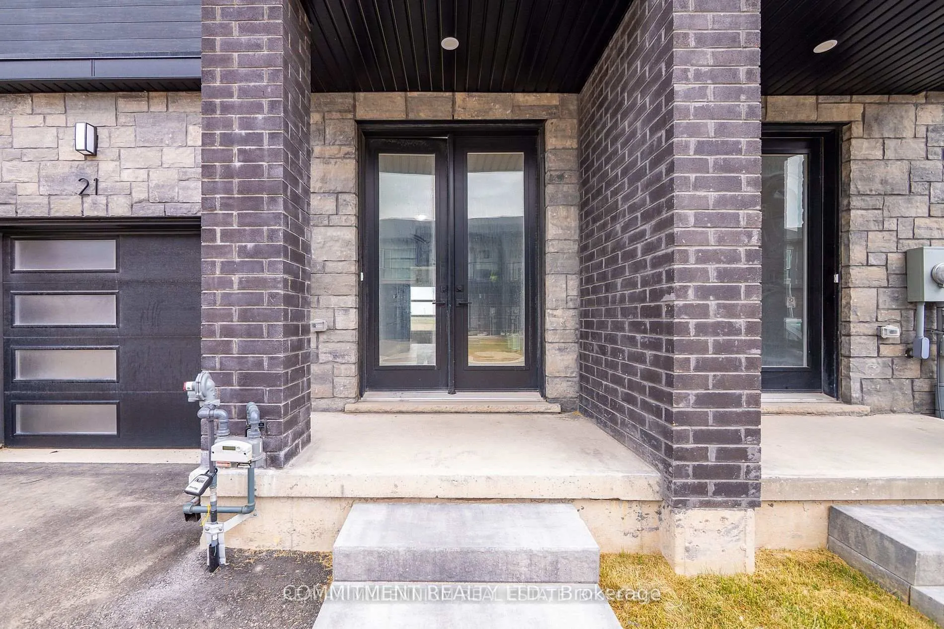 Photo 5 of 21 Warren Trail, Welland, Lincoln/Crowland — HOMEH
