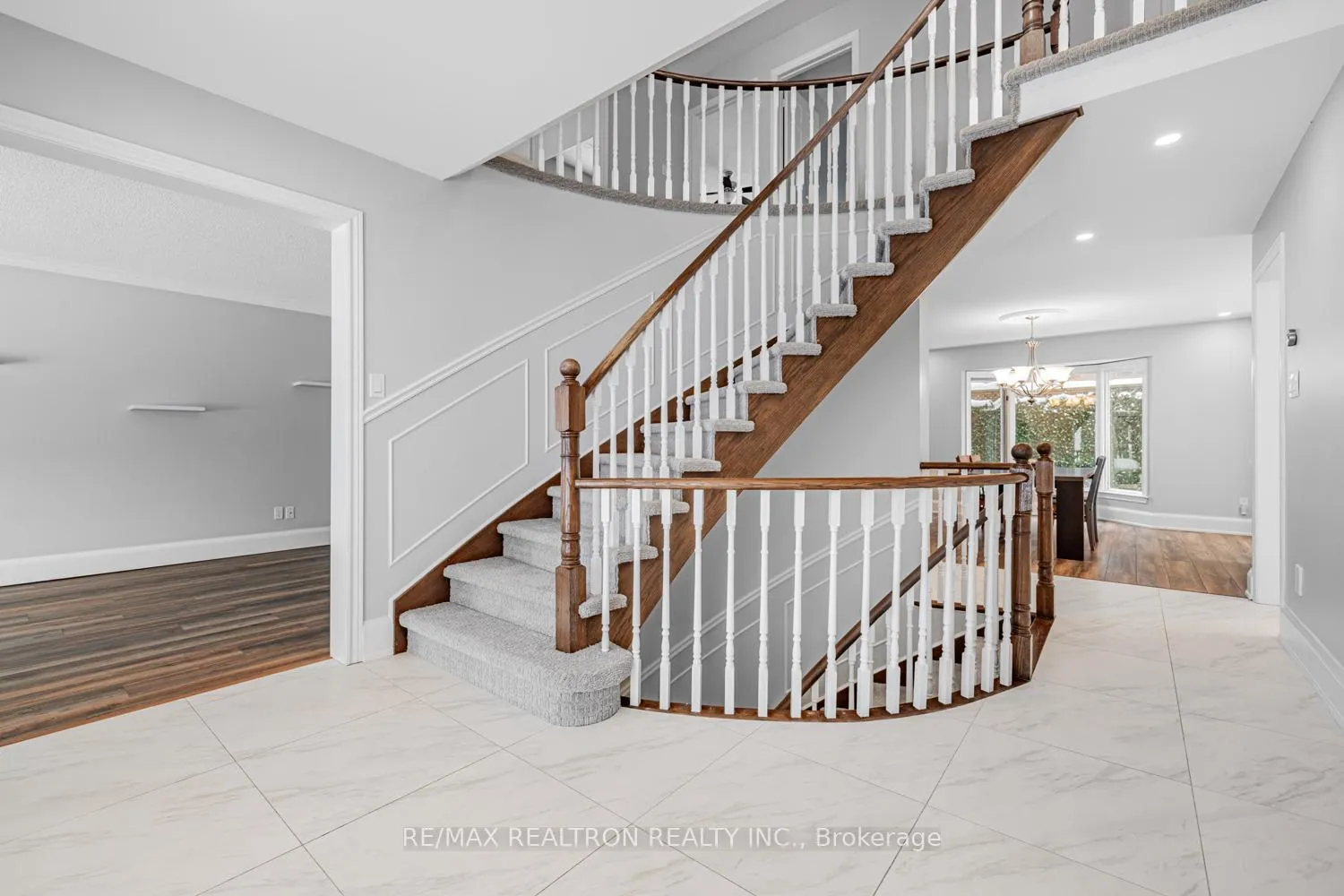 Photo 6 of 22 Willis Drive, Aurora, Aurora Highlands — HOMEH