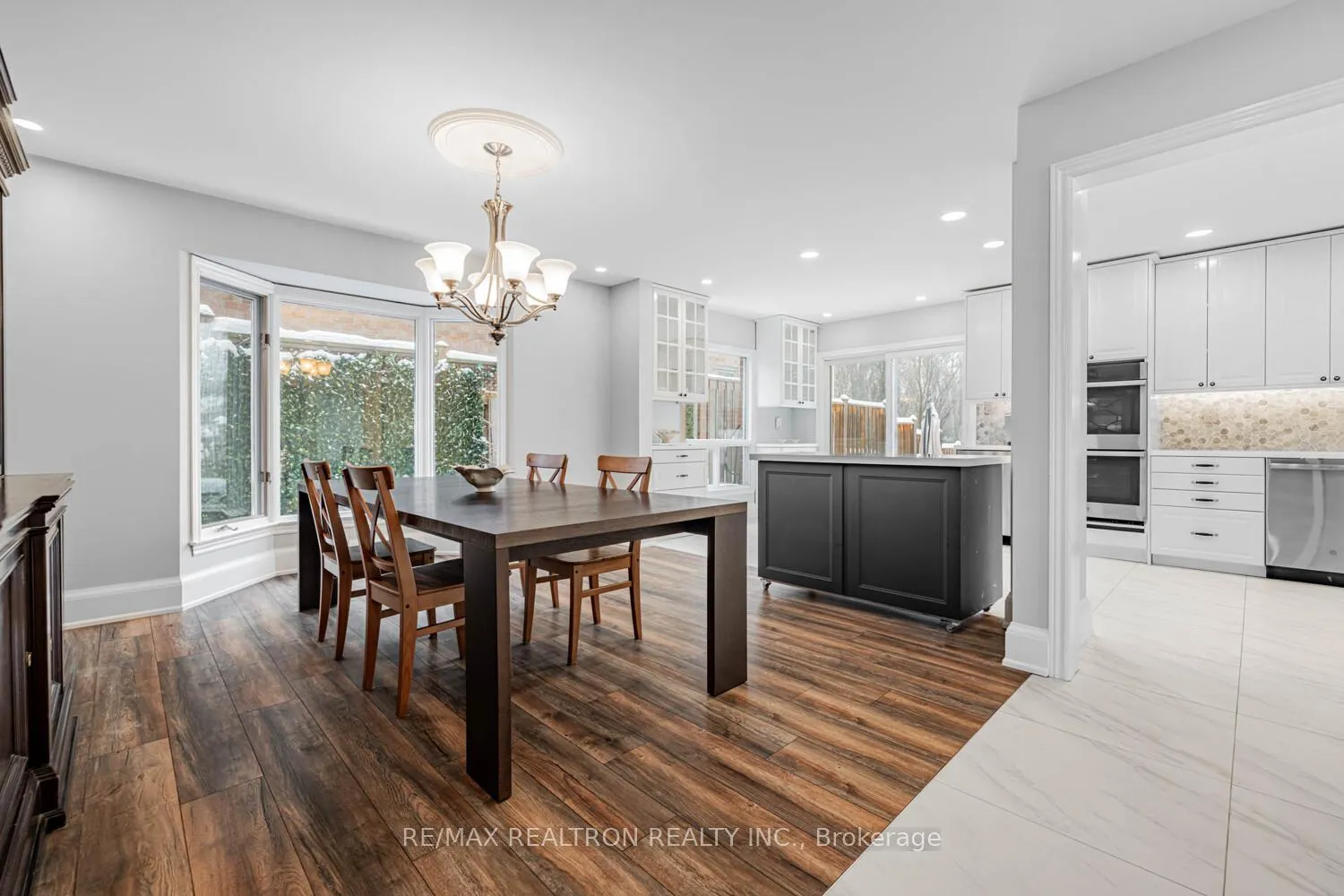 Photo 12 of 22 Willis Drive, Aurora, Aurora Highlands — HOMEH
