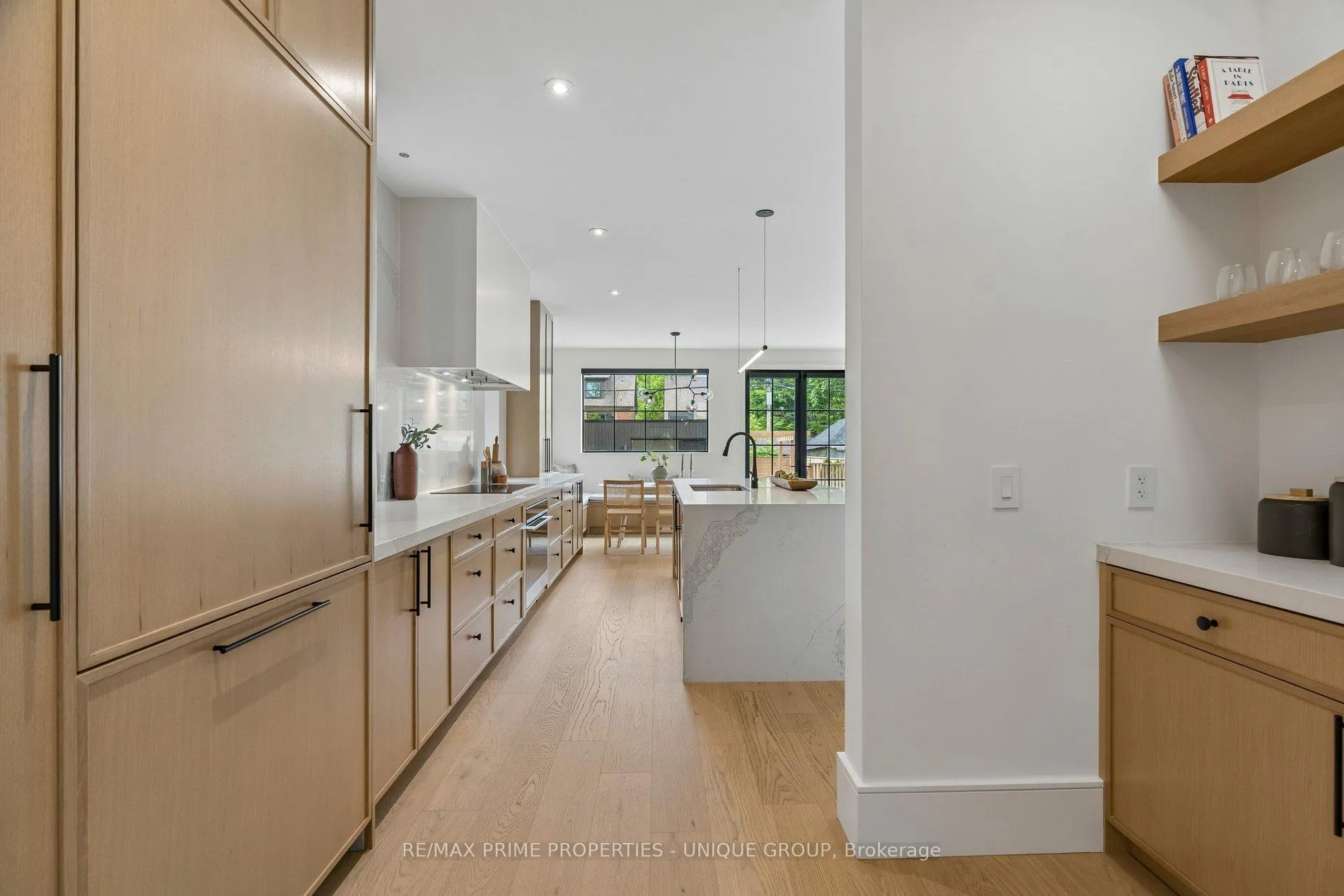 Photo 12 of 205 Geoffrey Street, Toronto, High Park-Swansea — HOMEH
