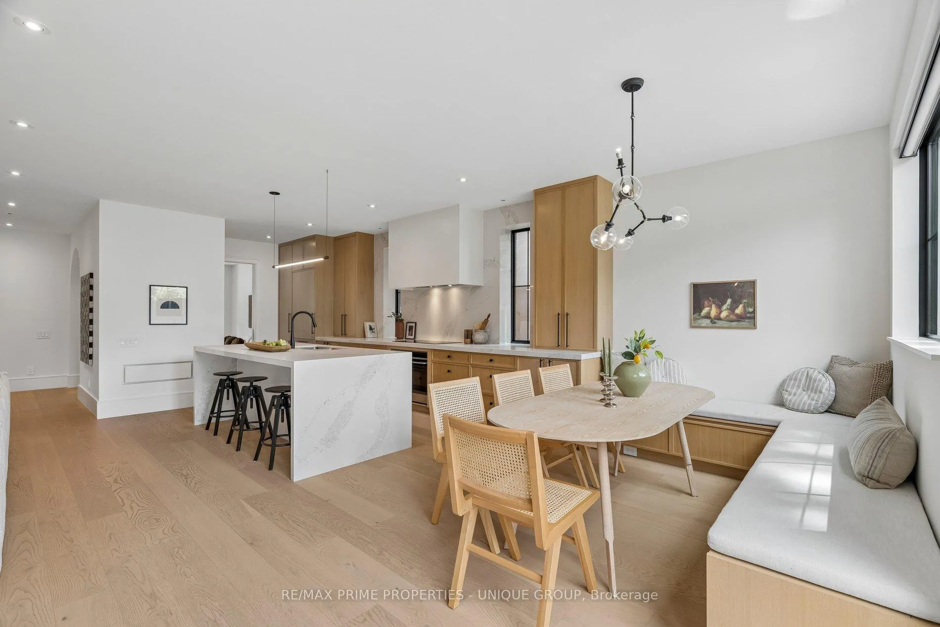 Photo 21 of 205 Geoffrey Street, Toronto, High Park-Swansea — HOMEH