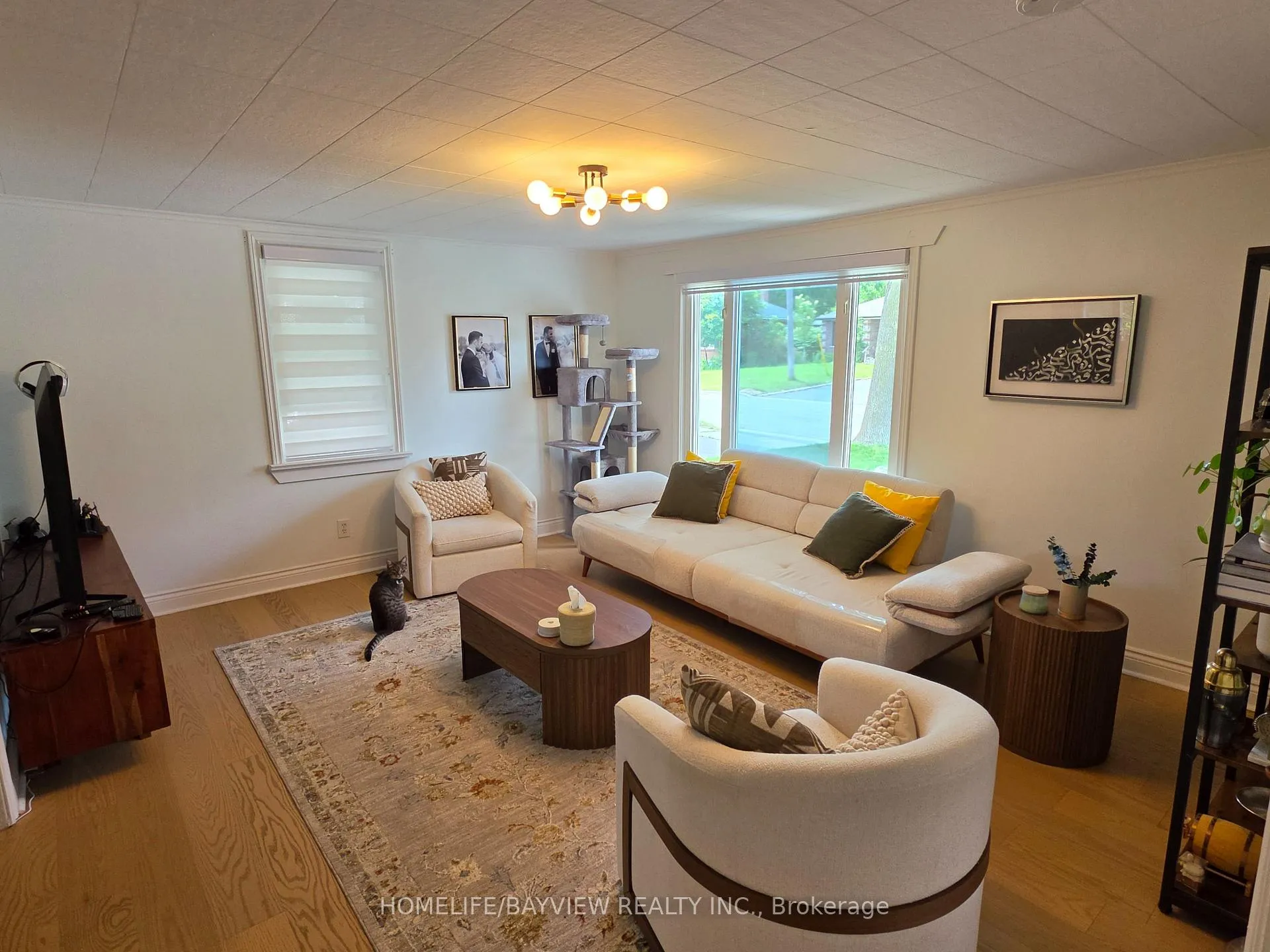 Photo 2 of 81 Denne Boulevard, Newmarket, Bristol-London — HOMEH