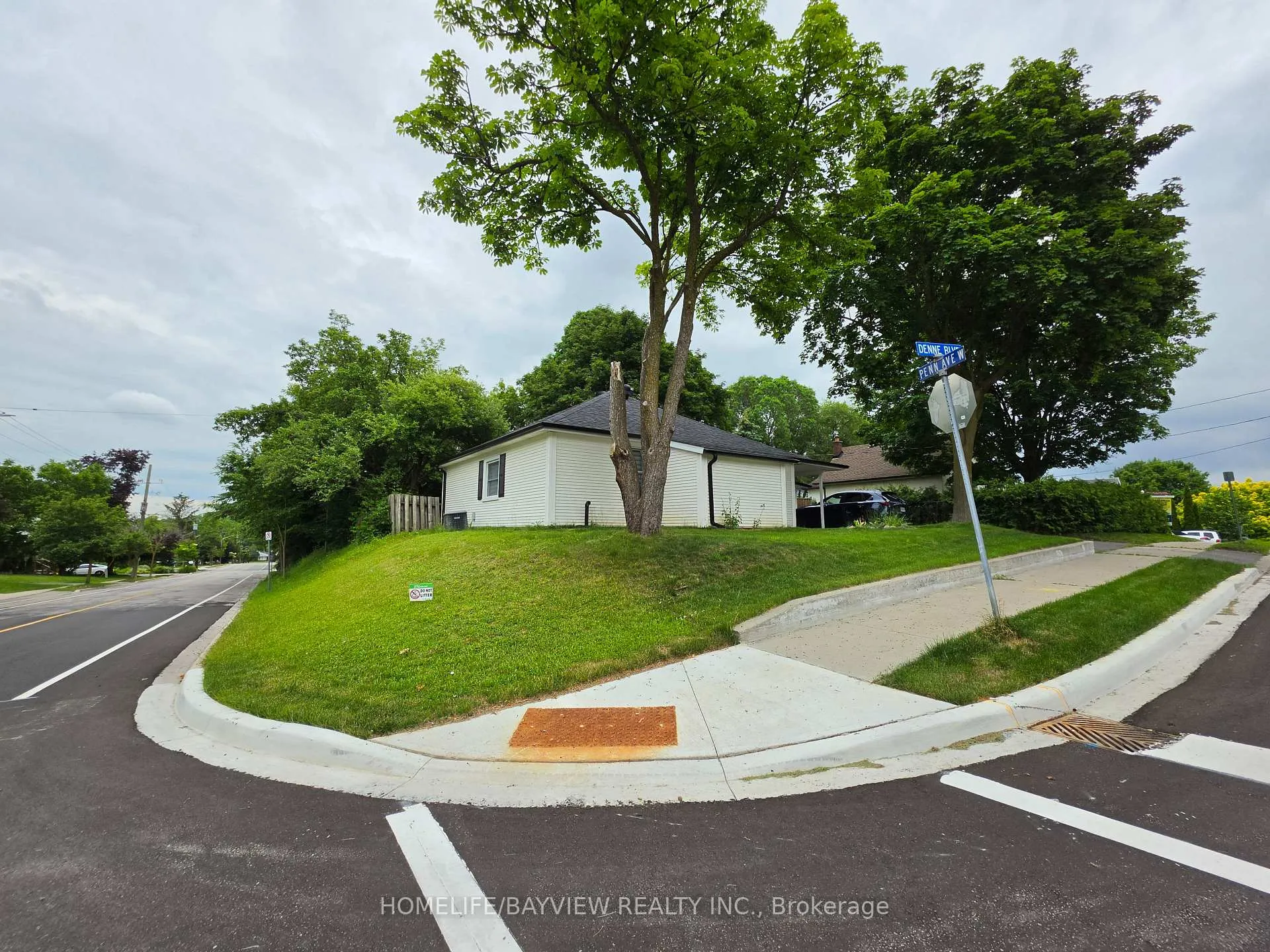 Photo 8 of 81 Denne Boulevard, Newmarket, Bristol-London — HOMEH