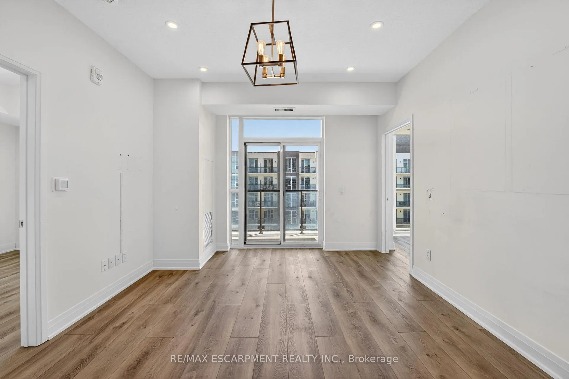 Photo 8 of Unit 548, 16 Concord Place, Grimsby, Grimsby Beach — HOMEH