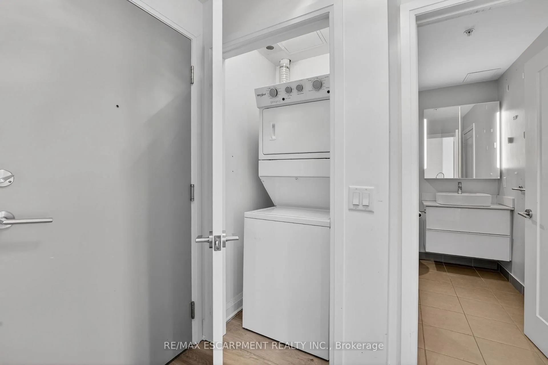 Photo 20 of Unit 548, 16 Concord Place, Grimsby, Grimsby Beach — HOMEH
