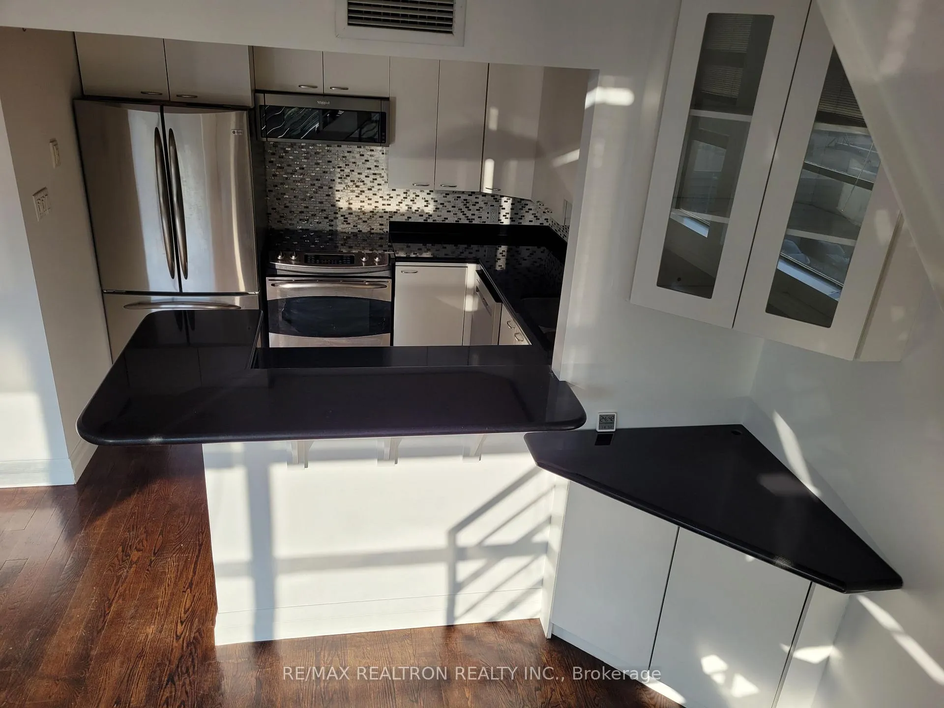 Photo 8 of Unit 402, 393 King Street E, Toronto, Moss Park — HOMEH