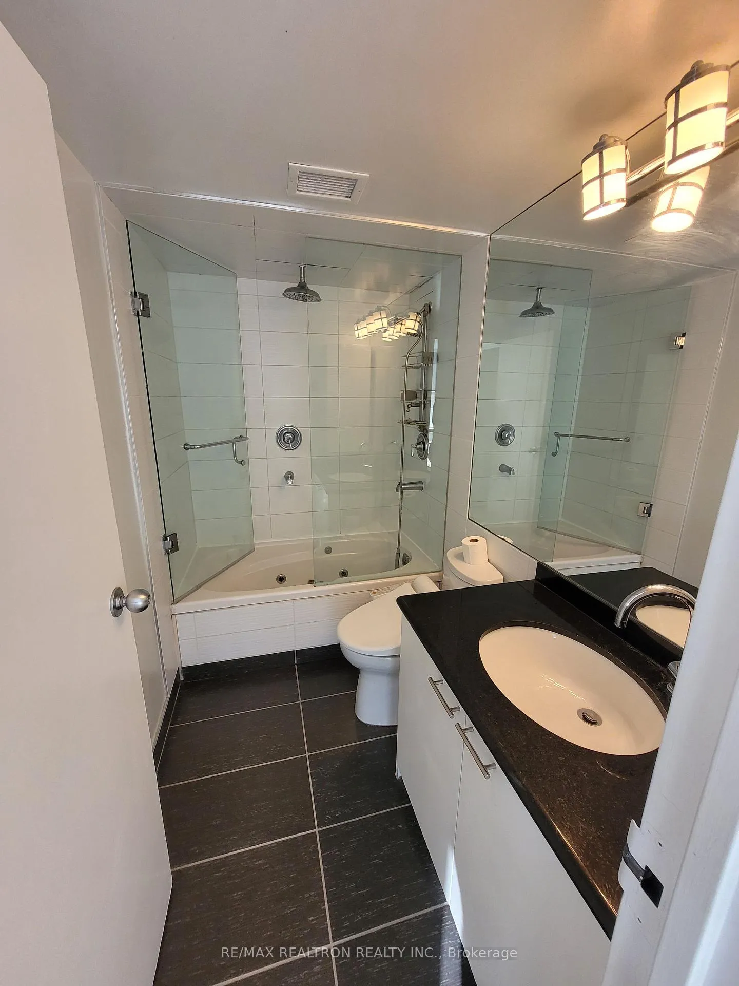 Photo 16 of Unit 402, 393 King Street E, Toronto, Moss Park — HOMEH
