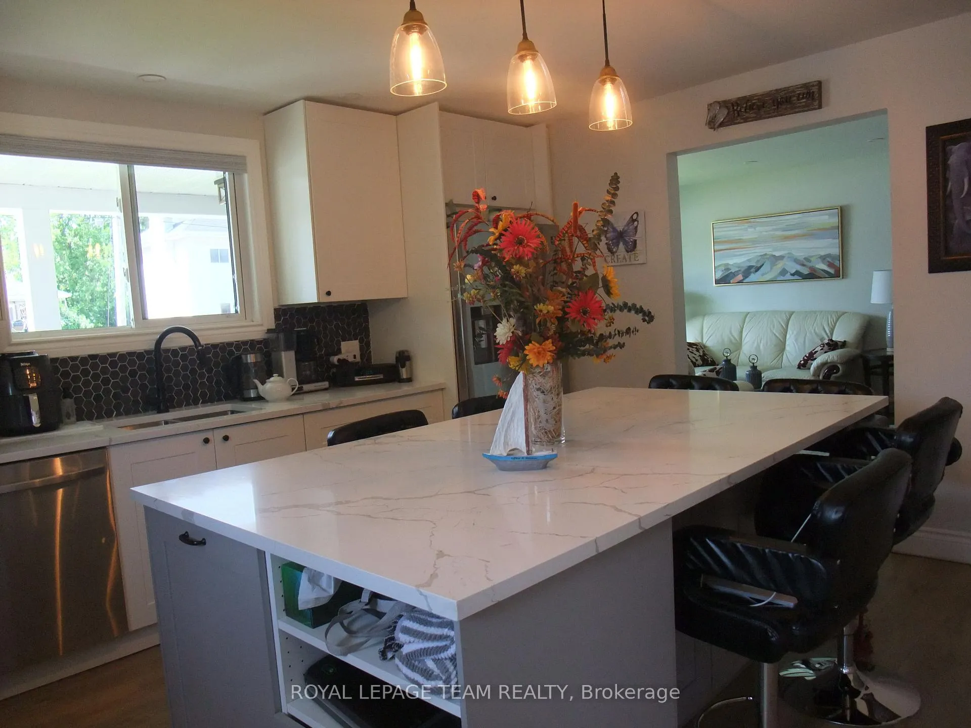 Photo 4 of 343 Harry Street, Renfrew, Renfrew — HOMEH